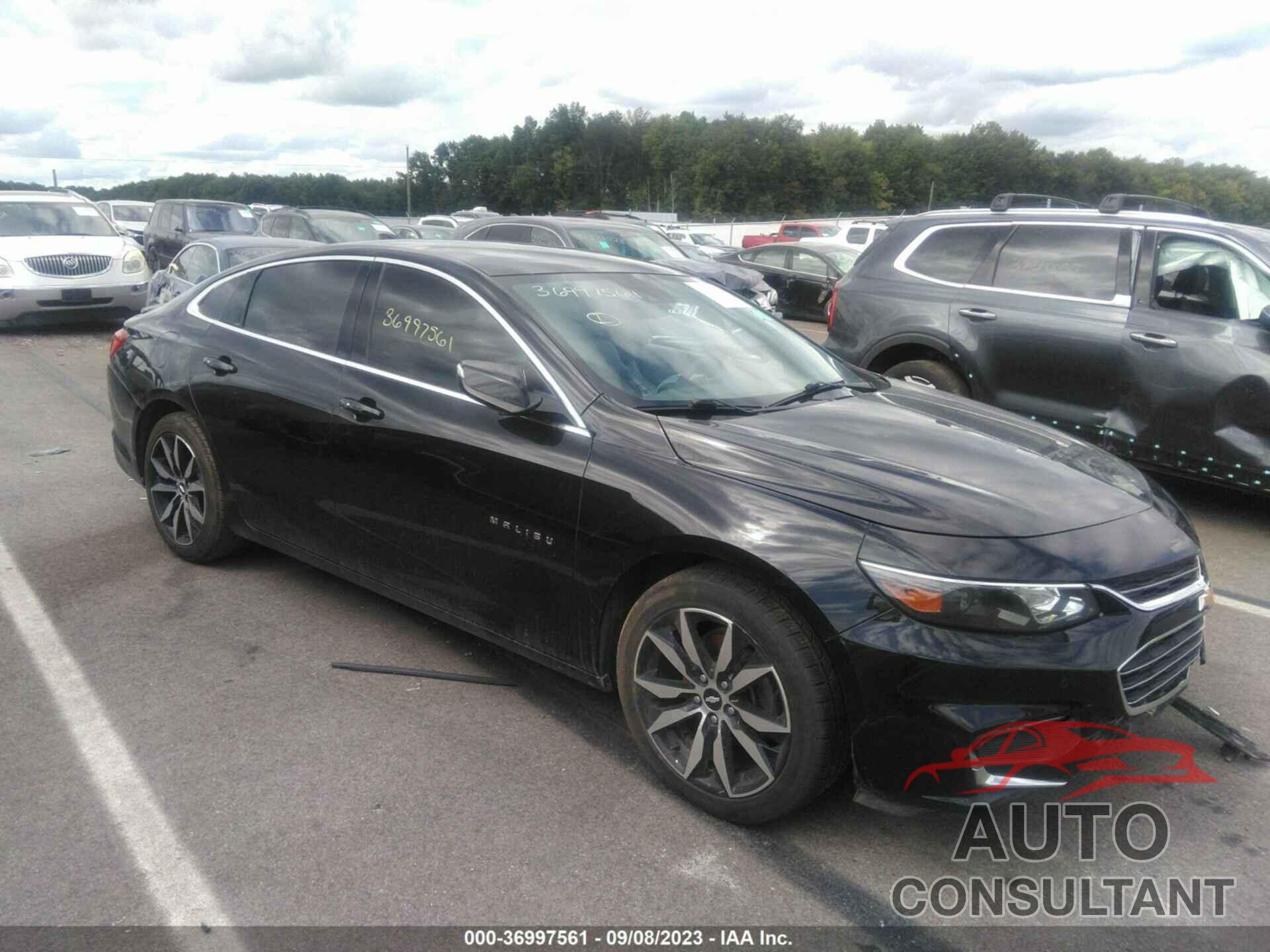 CHEVROLET MALIBU 2017 - 1G1ZE5ST6HF254987
