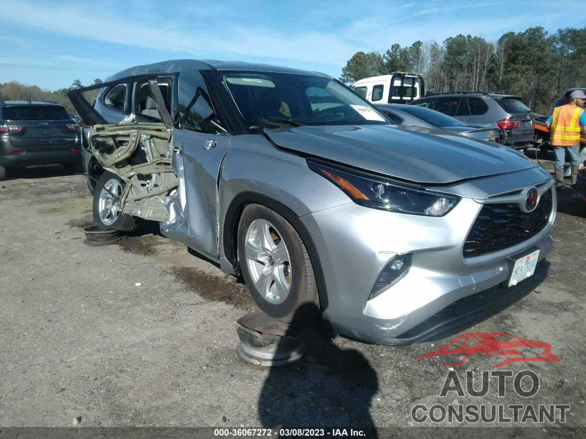 TOYOTA HIGHLANDER 2022 - 5TDZZRAHXNS098335