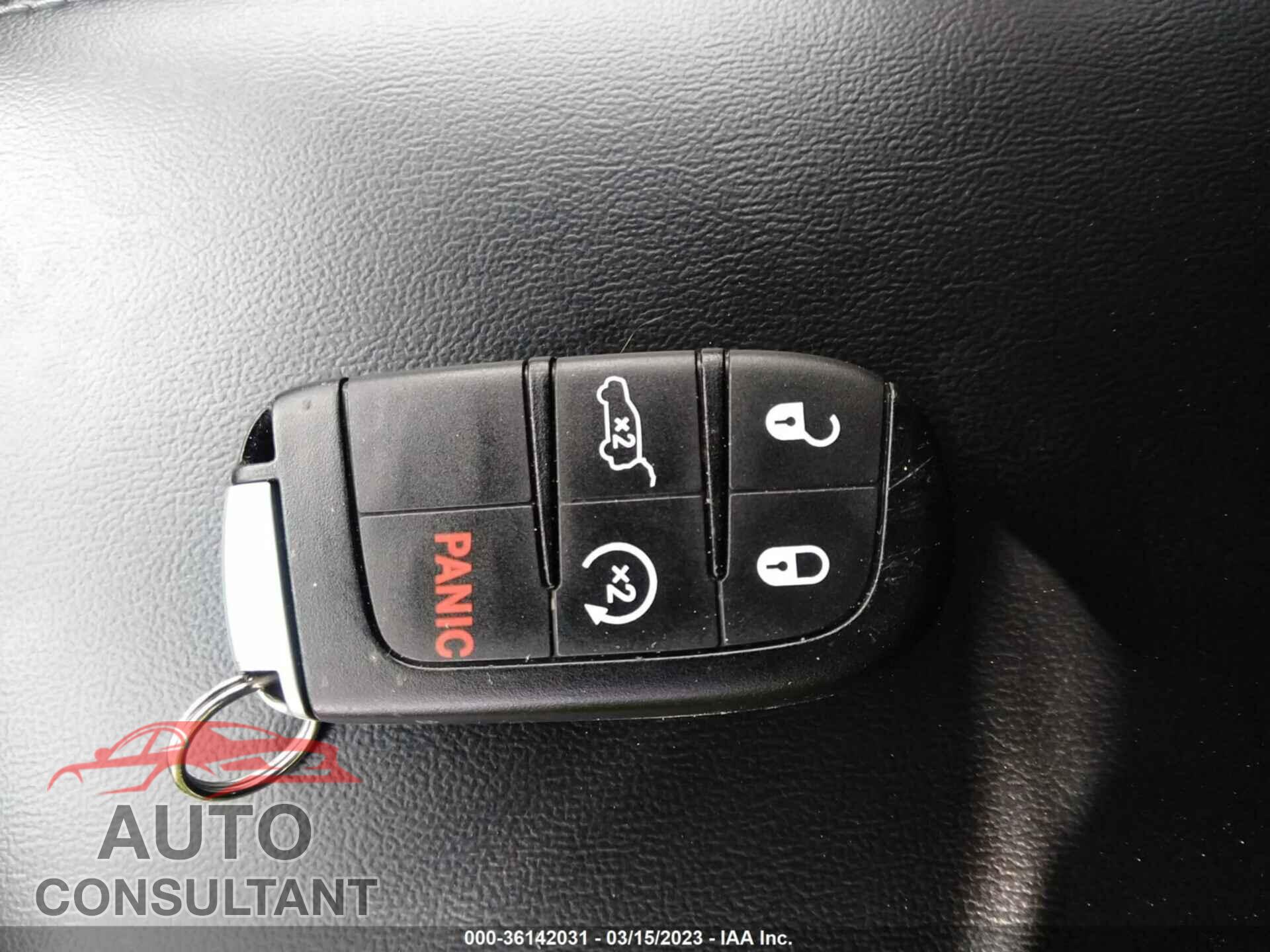 DODGE DURANGO 2021 - 1C4RDJDG8MC688696