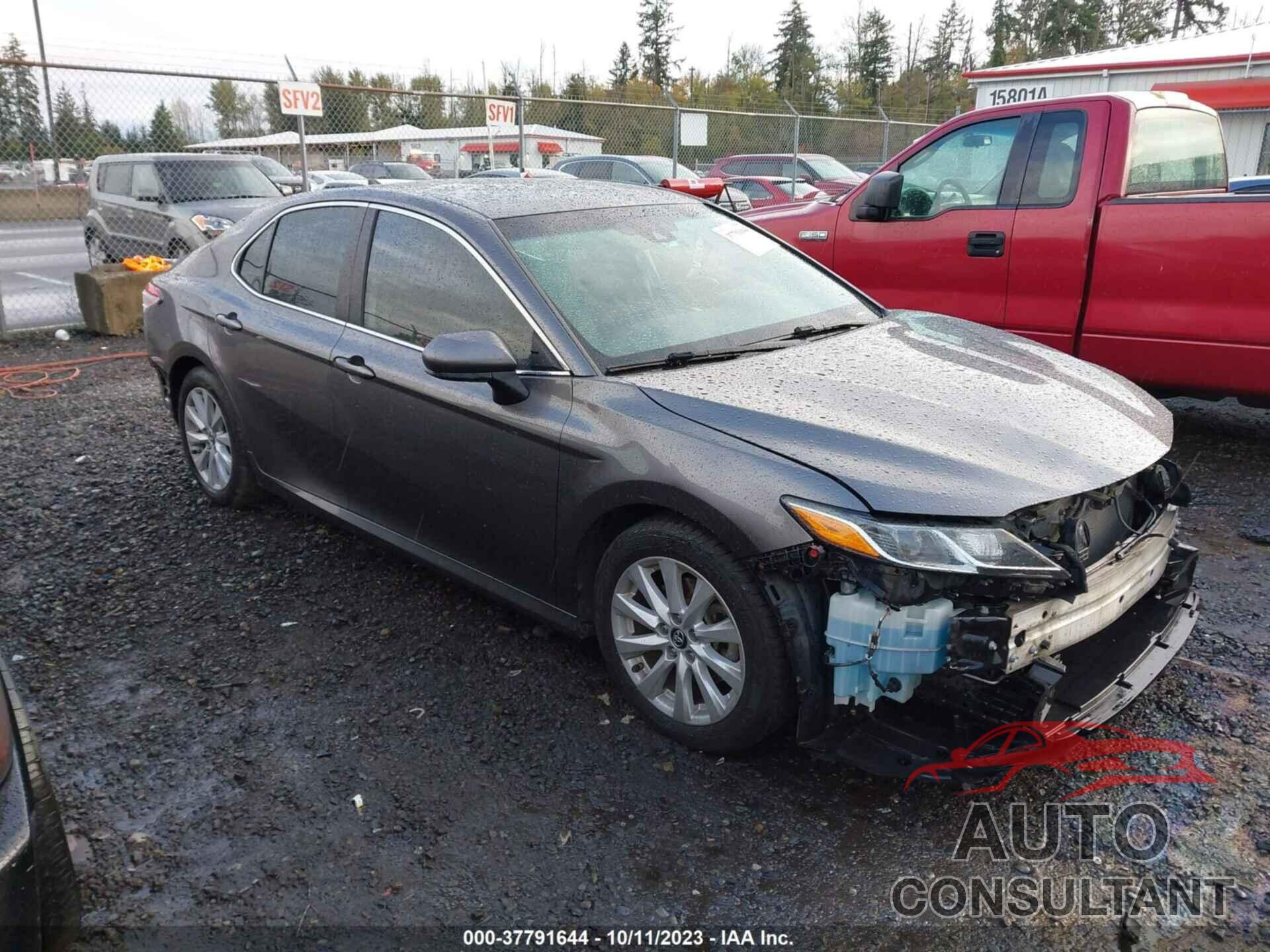 TOYOTA CAMRY 2019 - 4T1B11HK8KU183561
