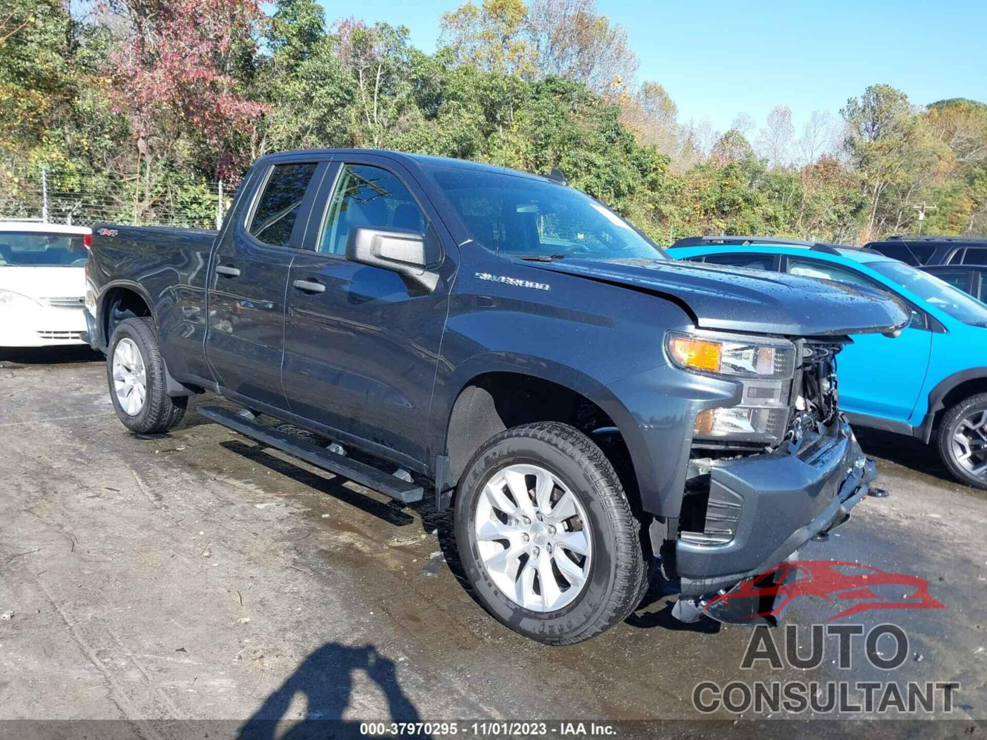 CHEVROLET SILVERADO 1500 2020 - 1GCRYBEK8LZ218869