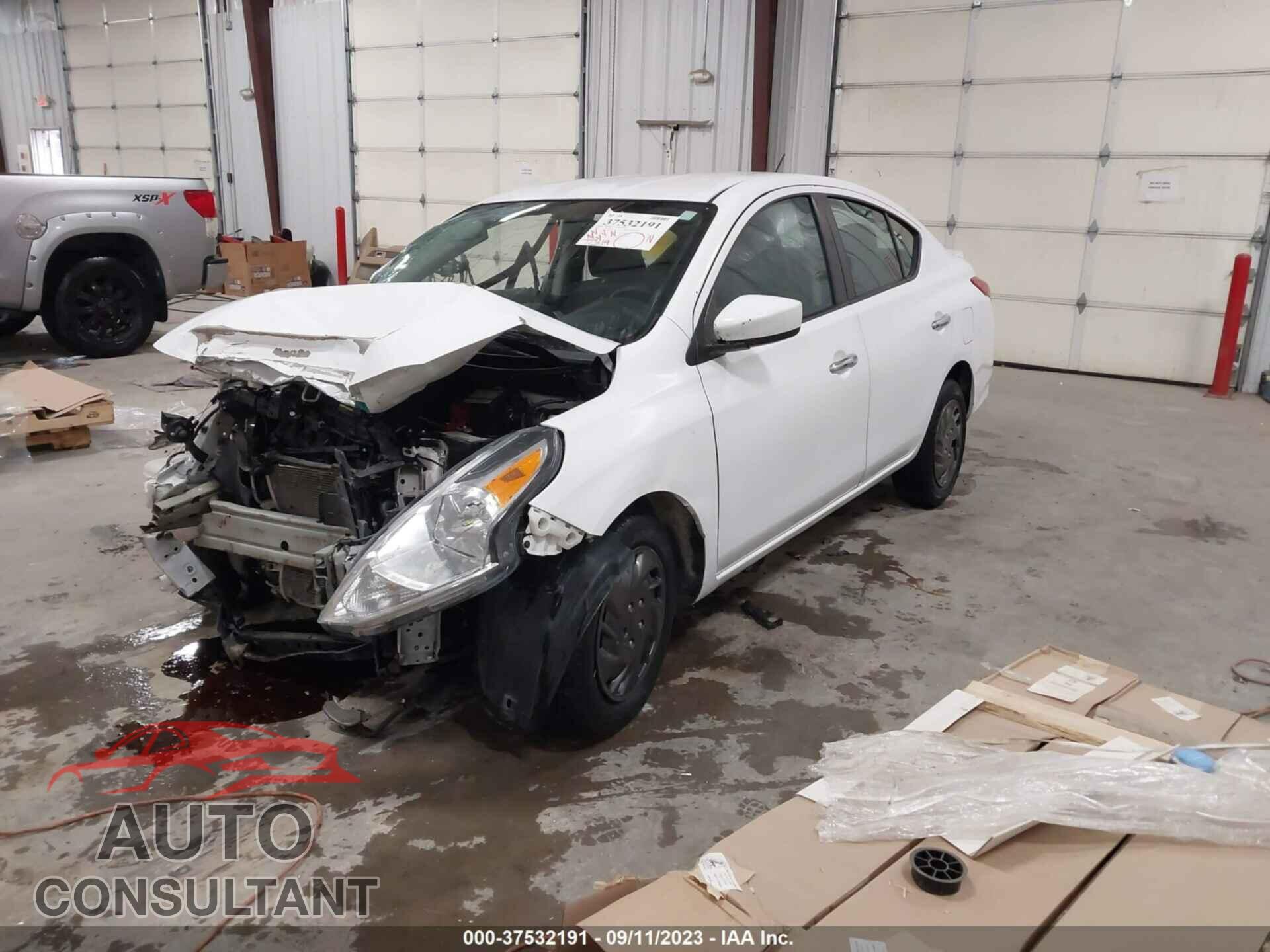 NISSAN VERSA 2019 - 3N1CN7AP3KL860048