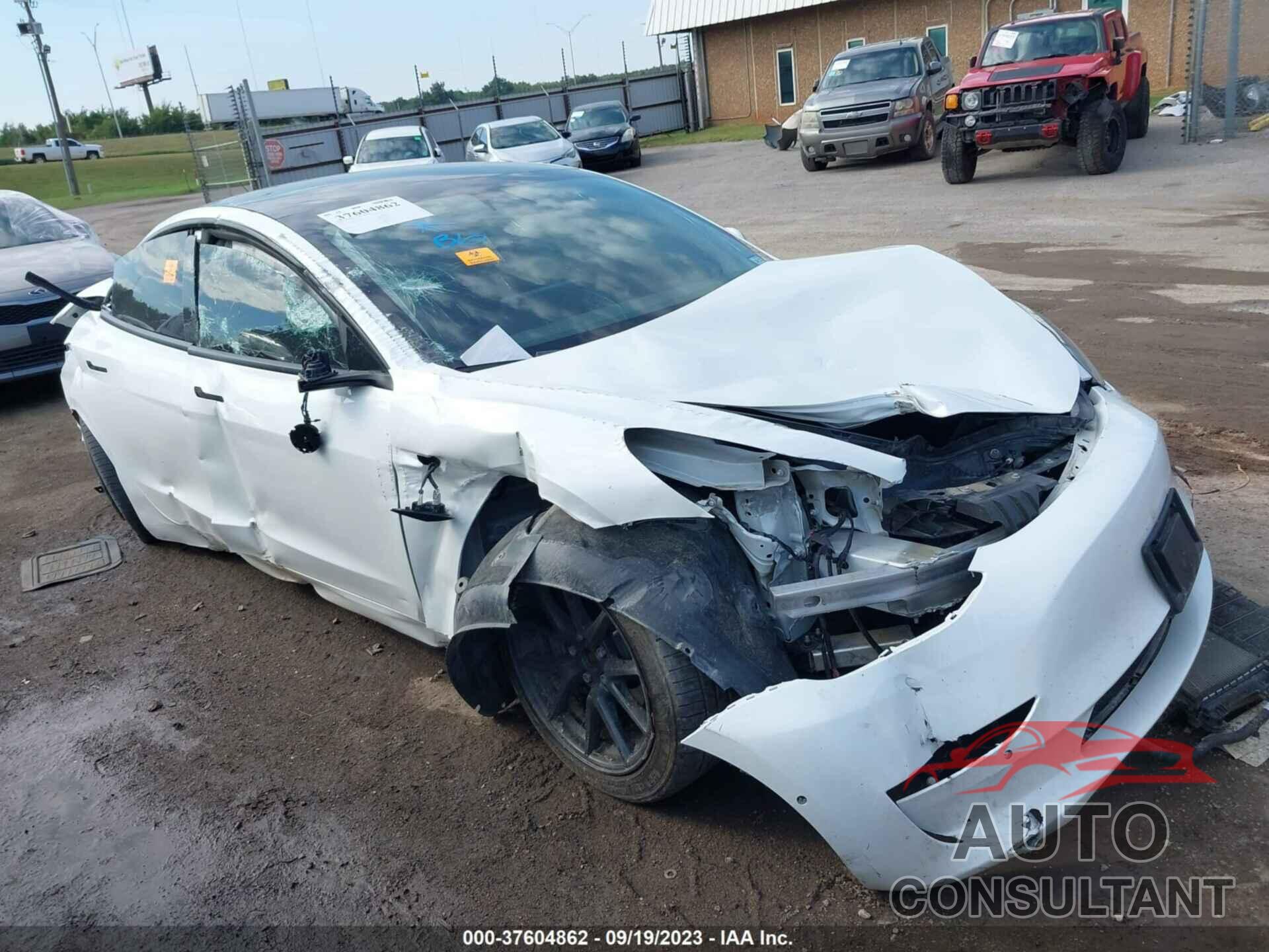 TESLA MODEL 3 2021 - 5YJ3E1EB4MF068064