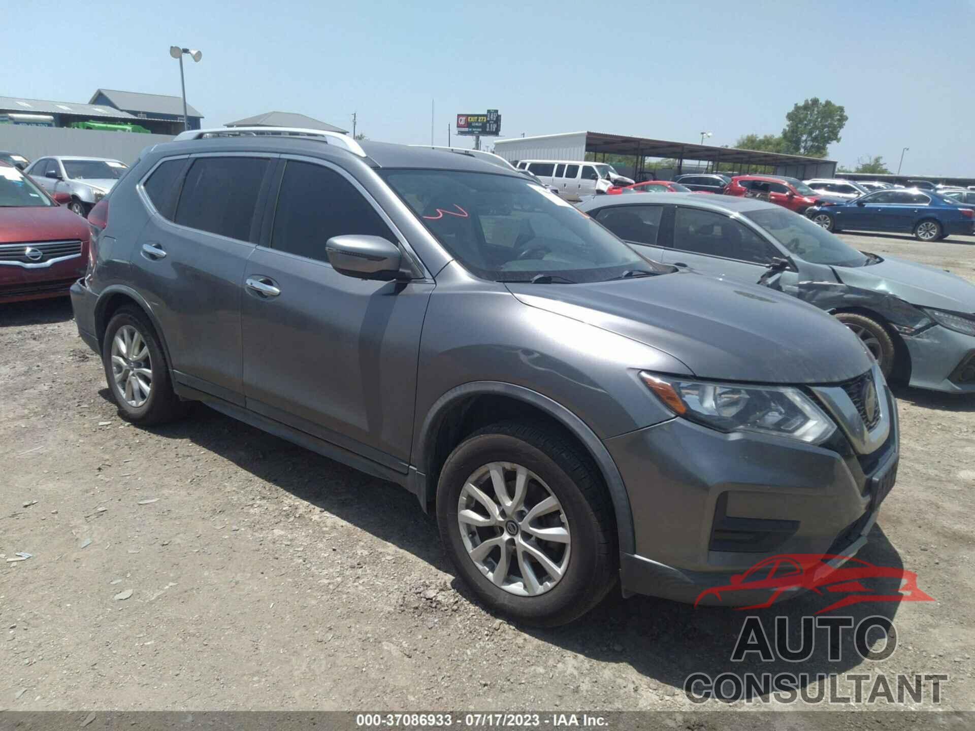 NISSAN ROGUE 2018 - KNMAT2MVXJP577172