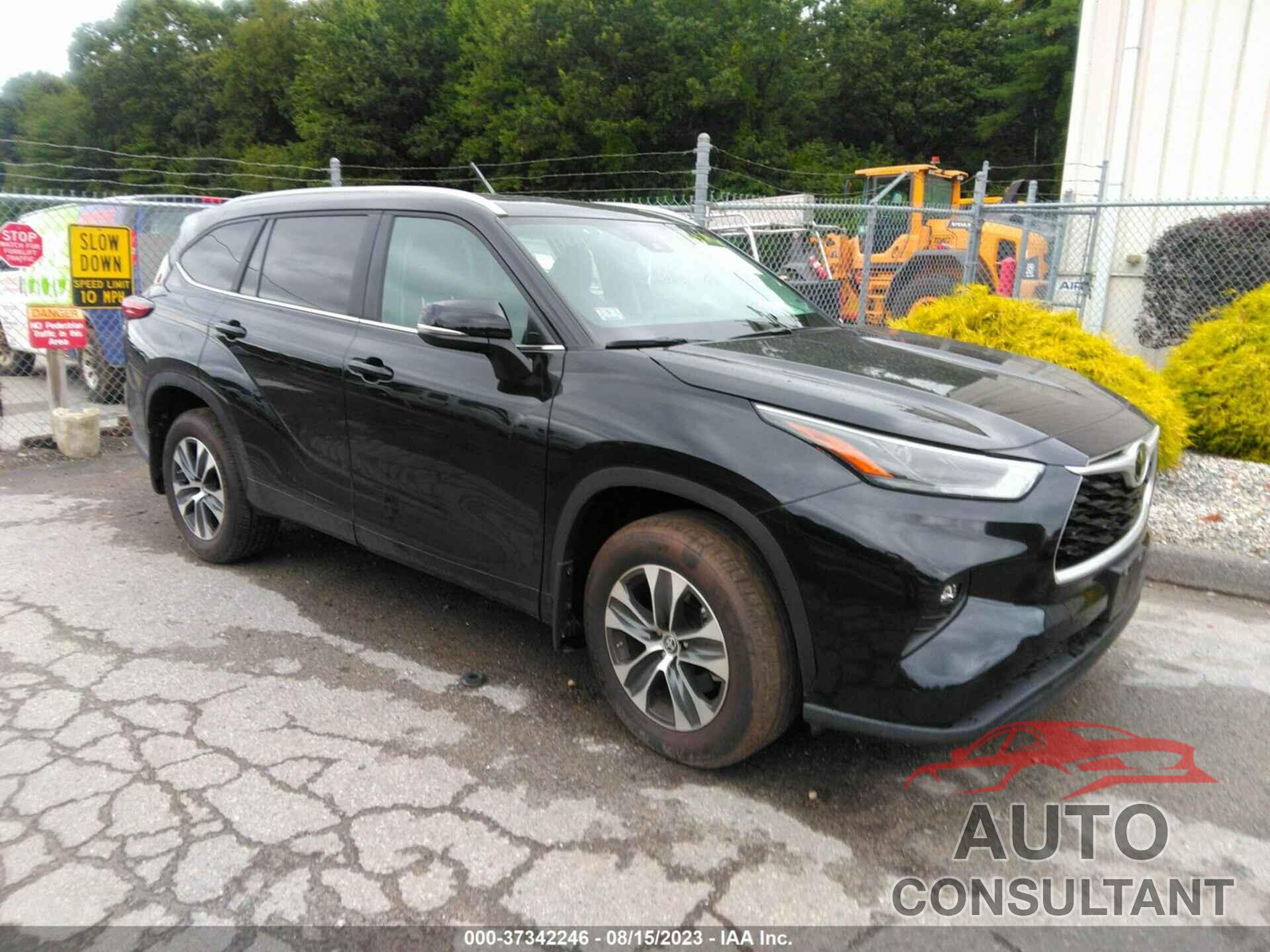 TOYOTA HIGHLANDER 2023 - 5TDKDRBH3PS038270