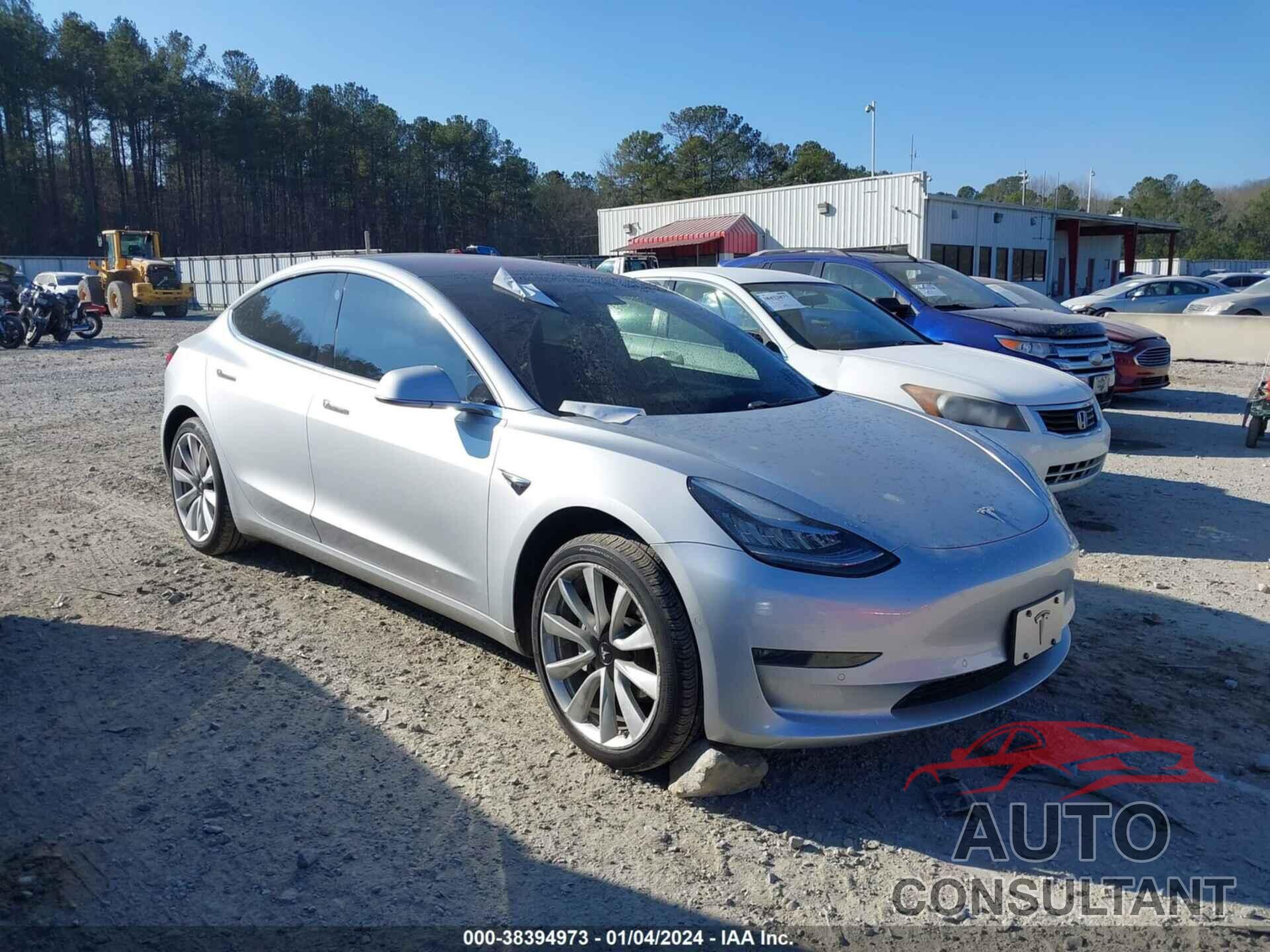 TESLA MODEL 3 2018 - 5YJ3E1EA2JF015298