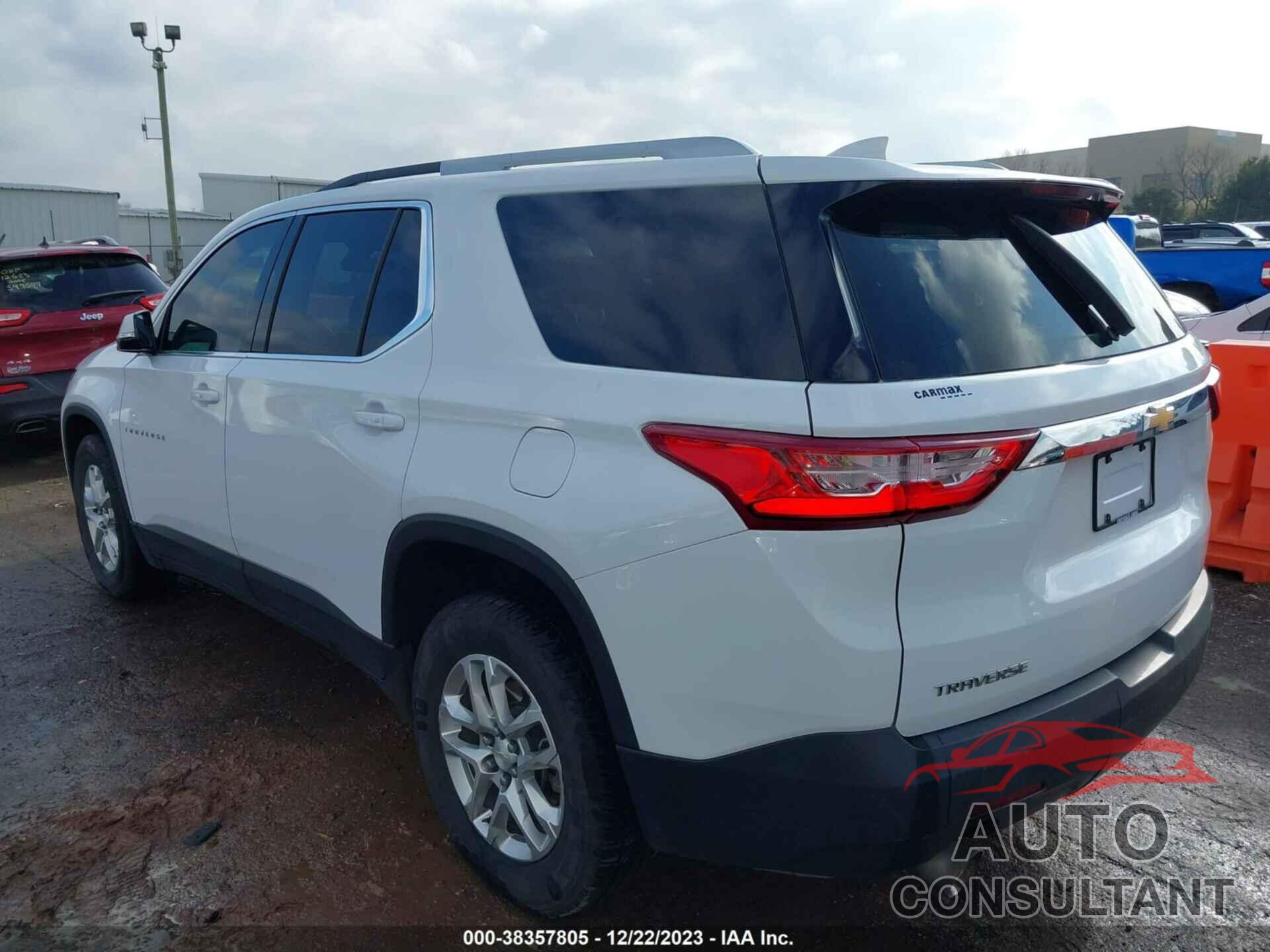 CHEVROLET TRAVERSE 2018 - 1GNERGKW3JJ186948