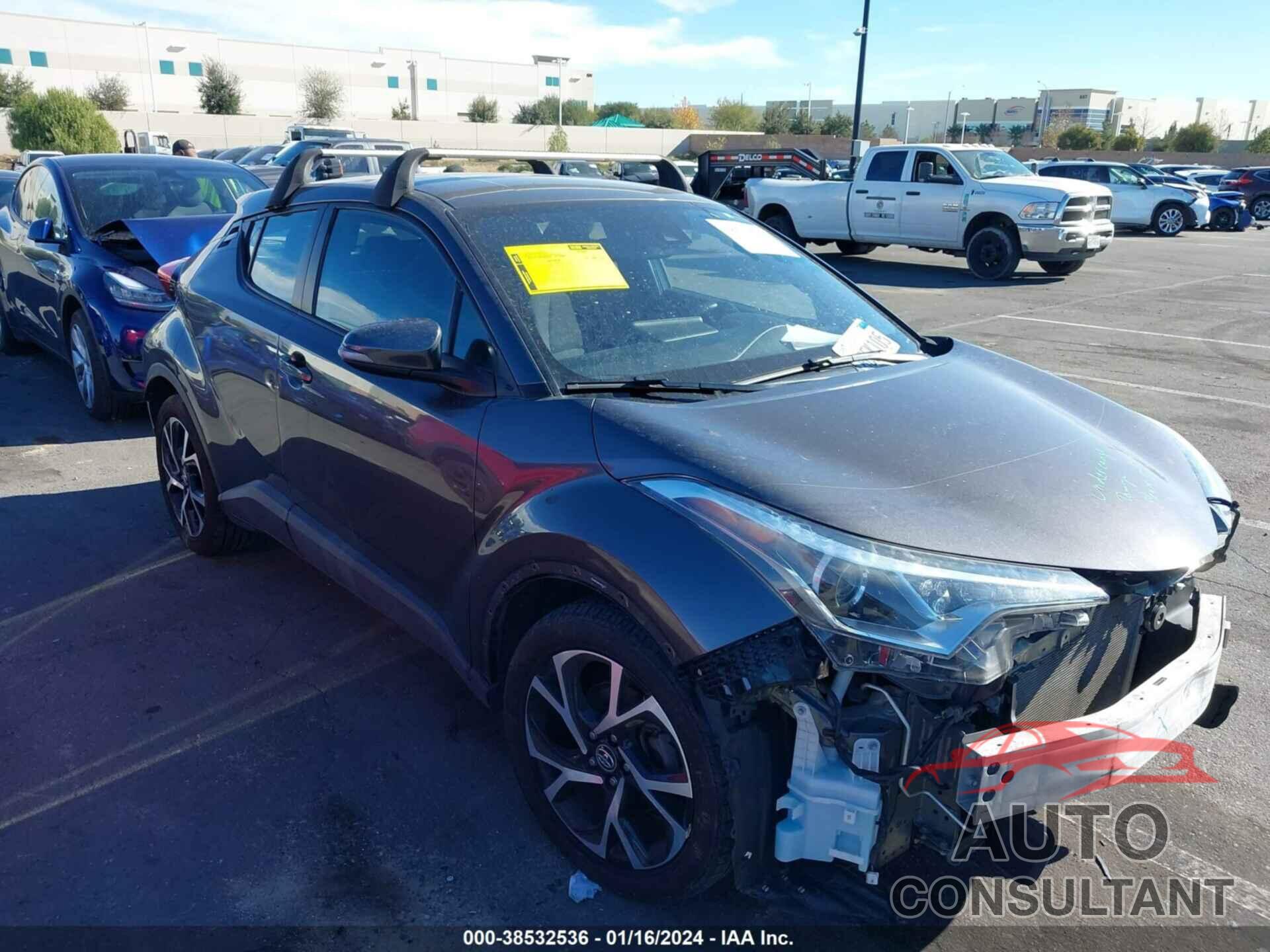 TOYOTA C-HR 2018 - NMTKHMBX4JR033650