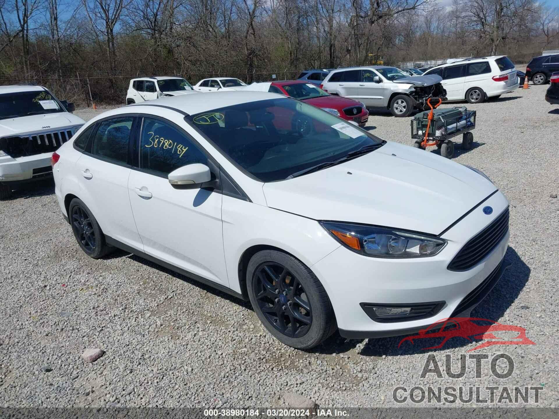 FORD FOCUS 2016 - 1FADP3FE8GL257603