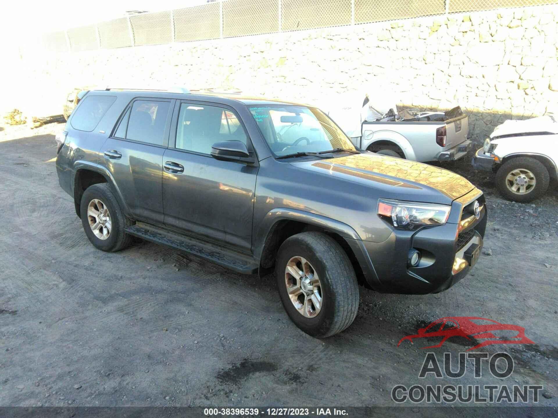 TOYOTA 4RUNNER 2018 - JTEBU5JR1J5600243