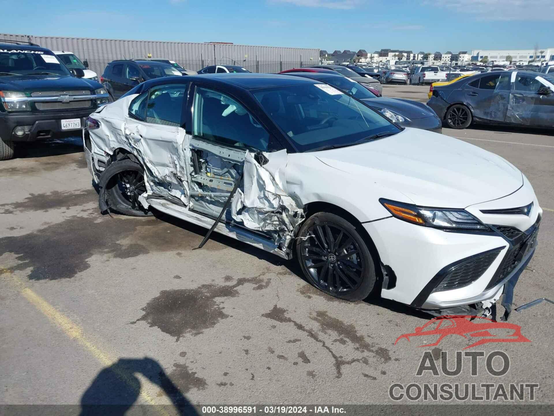 TOYOTA CAMRY 2023 - 4T1K31AK0PU051003