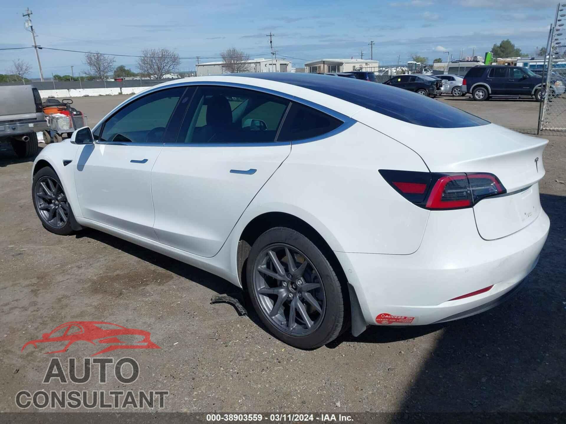 TESLA MODEL 3 2018 - 5YJ3E1EA5JF026246