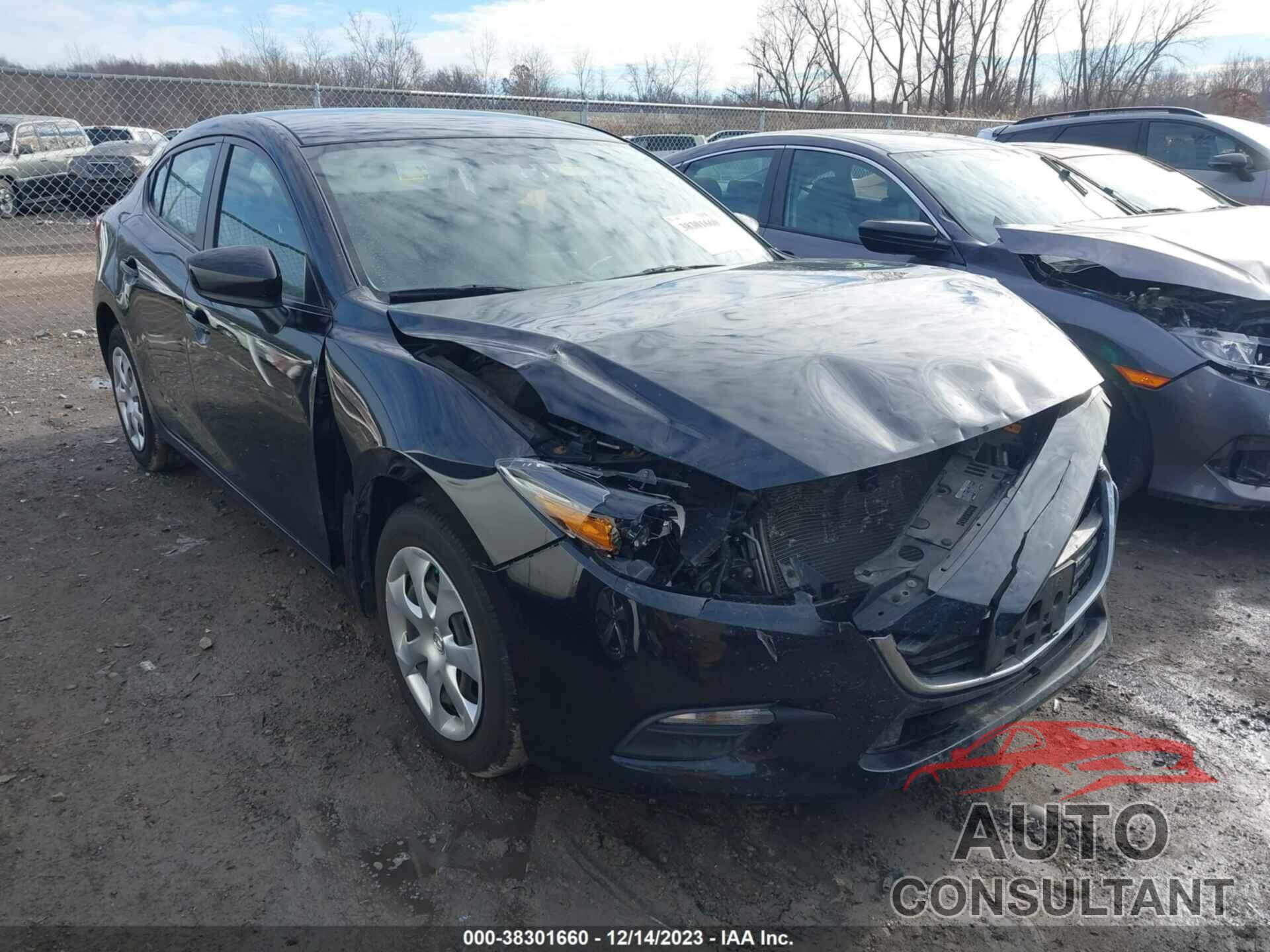 MAZDA MAZDA3 2017 - 3MZBN1U70HM123696