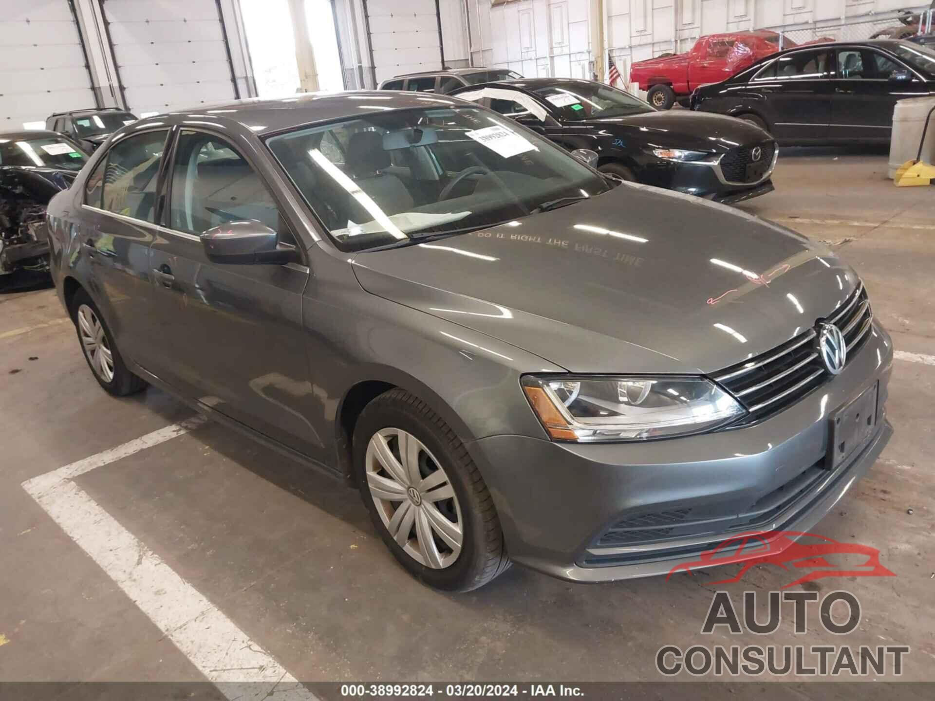 VOLKSWAGEN JETTA 2017 - 3VW2B7AJ2HM369421