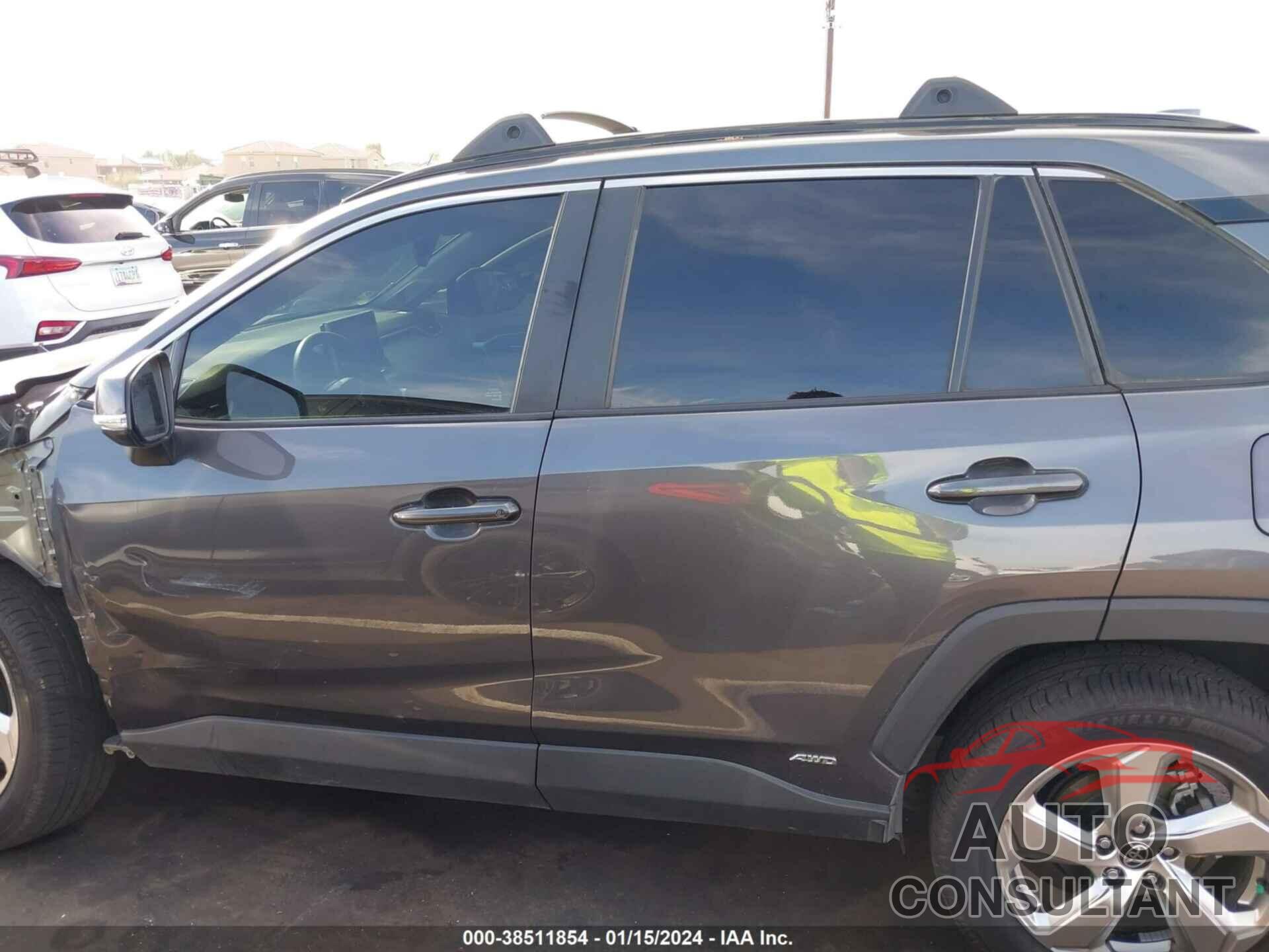 TOYOTA RAV4 2021 - 2T3B6RFV2MW018810