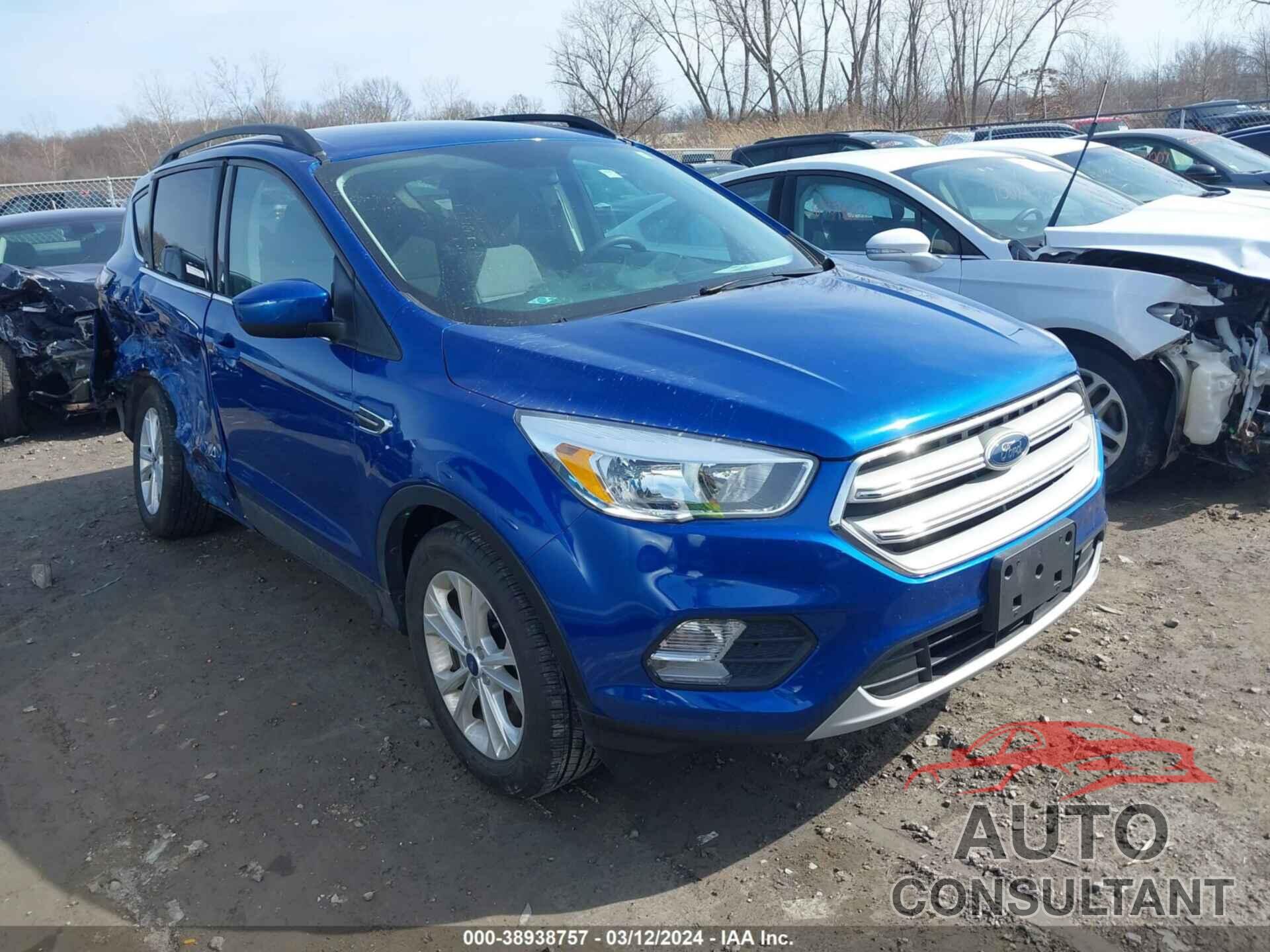 FORD ESCAPE 2018 - 1FMCU0GD5JUA07932