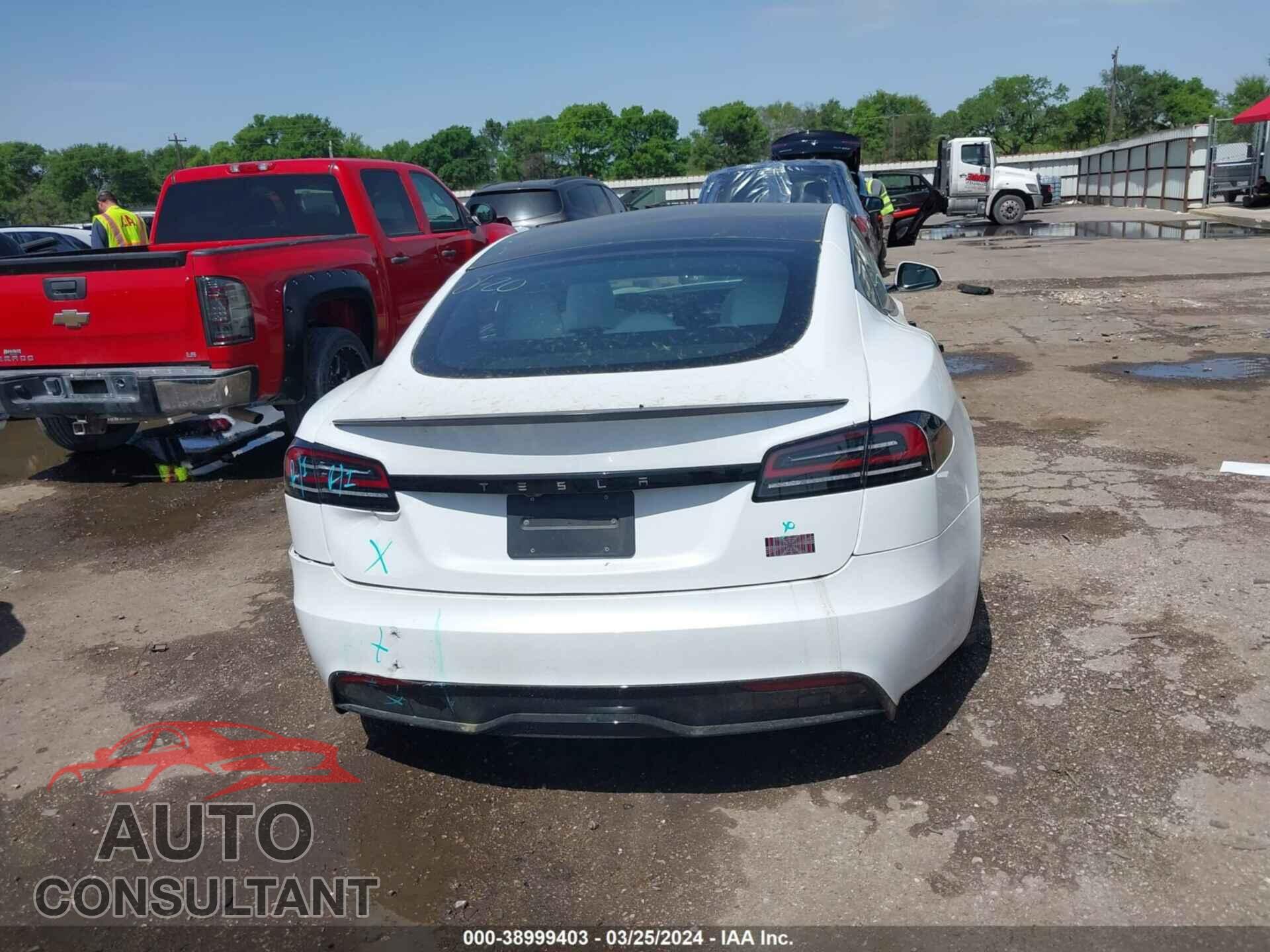 TESLA MODEL S 2023 - 5YJSA1E63PF524604