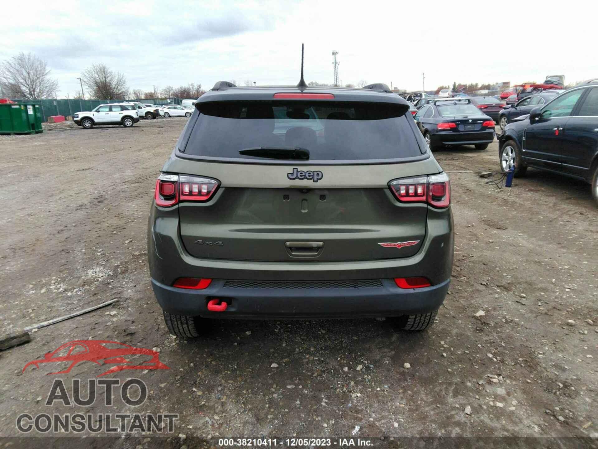 JEEP COMPASS 2018 - 3C4NJDDB2JT163064