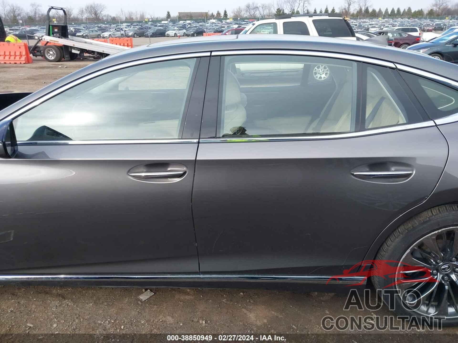 LEXUS LS 500 2018 - JTHC51FF9J5005135