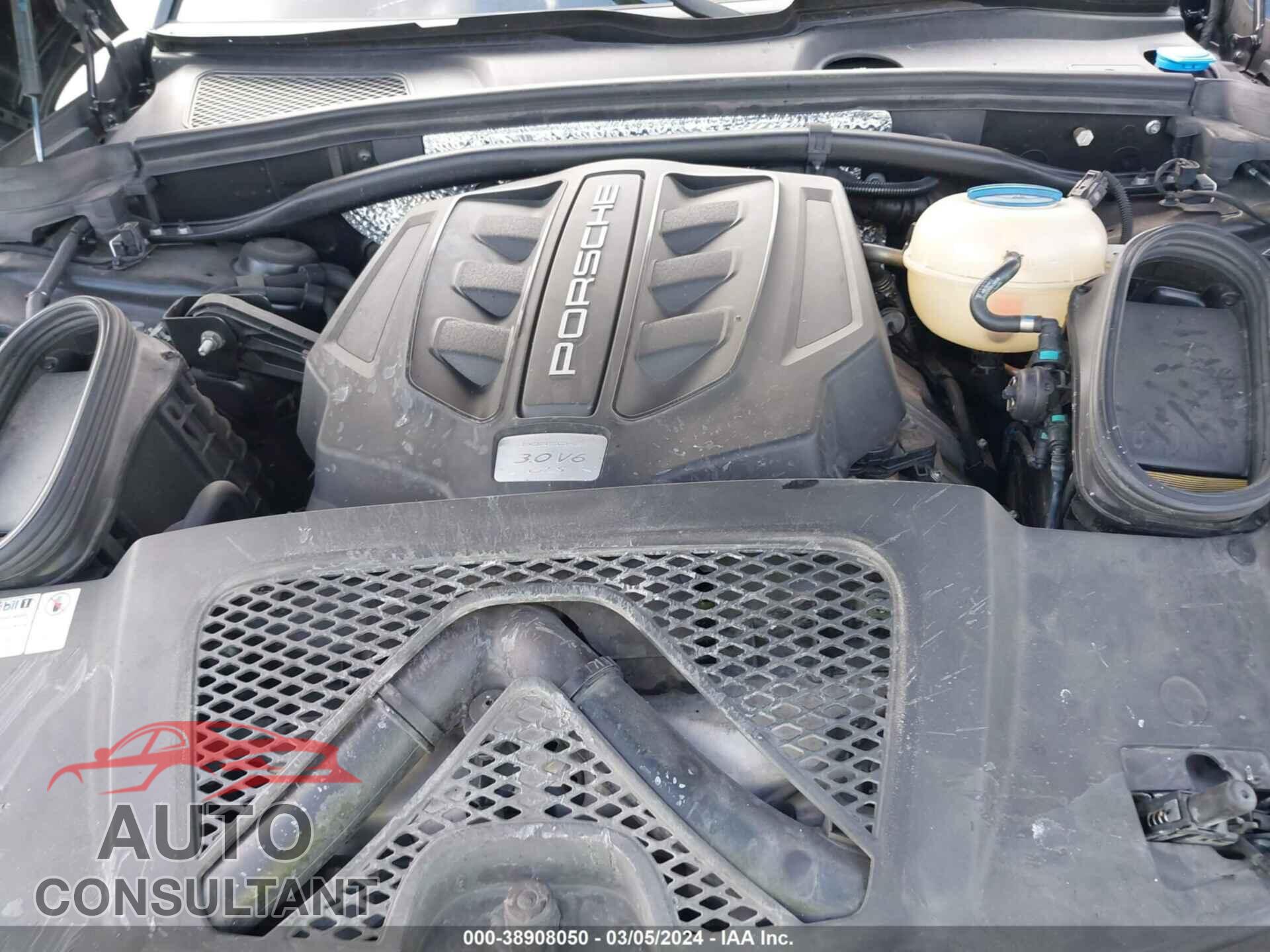 PORSCHE MACAN 2018 - WP1AG2A50JLB63221