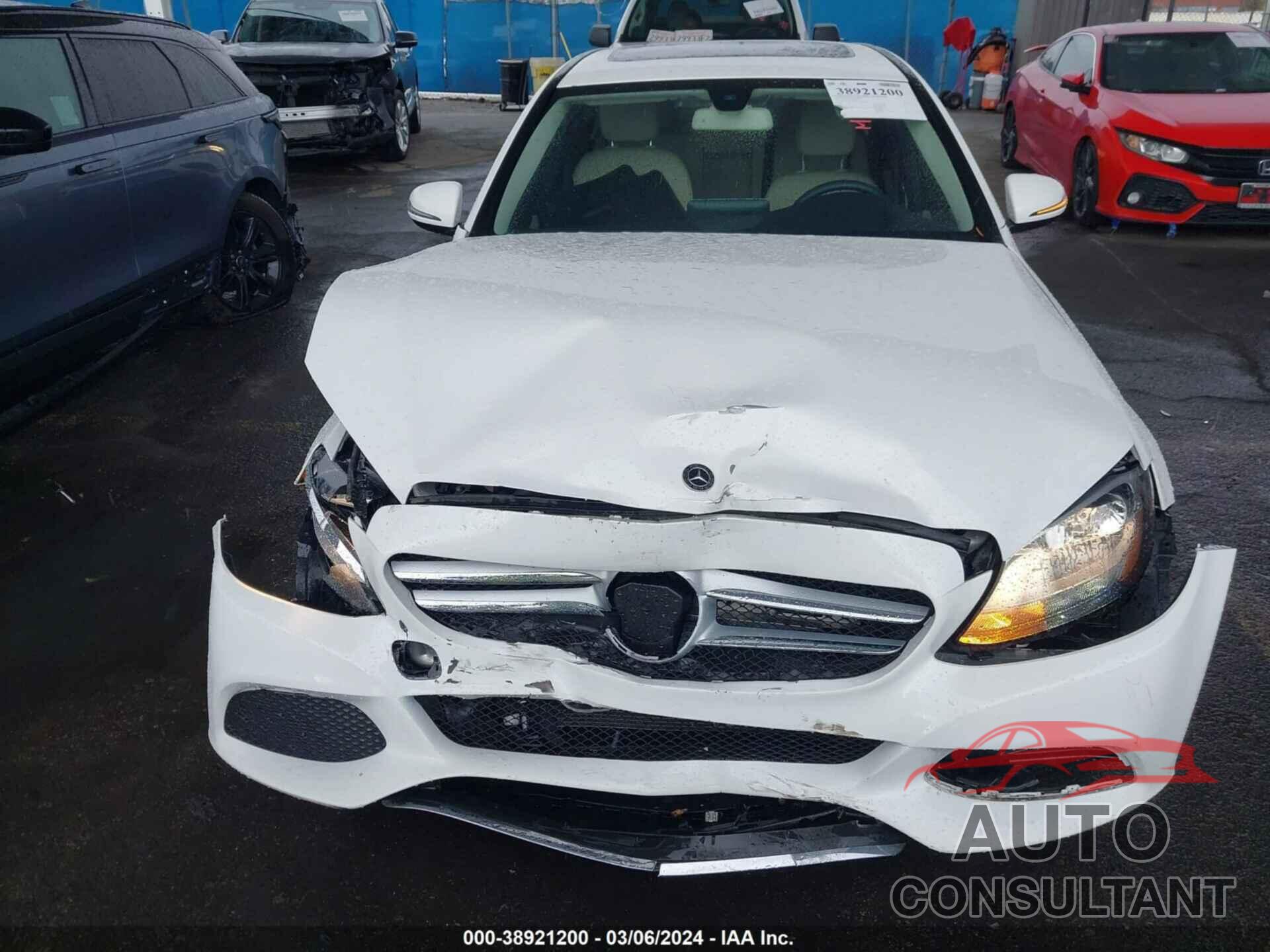 MERCEDES-BENZ C 300 2018 - 55SWF4JBXJU274890