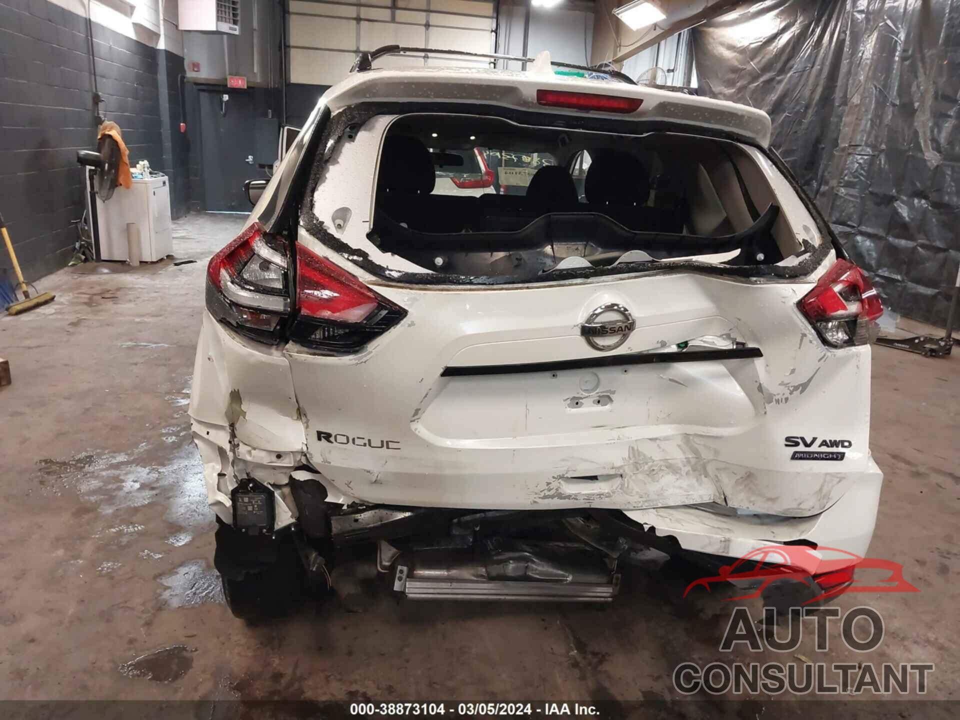 NISSAN ROGUE 2018 - 5N1AT2MV6JC801105