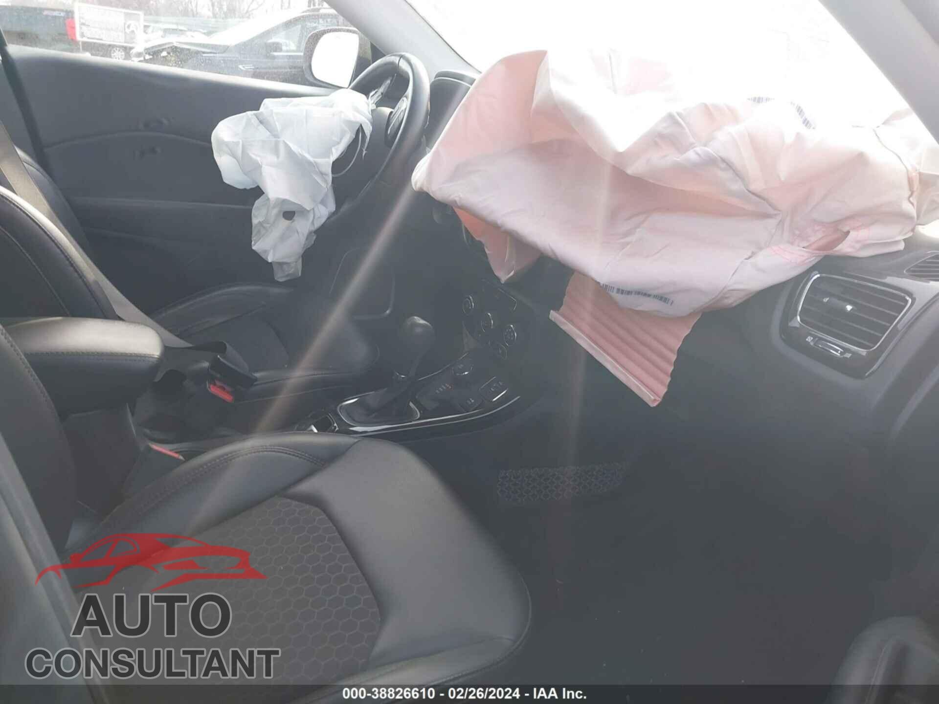 JEEP COMPASS 2018 - 3C4NJDBB9JT402810