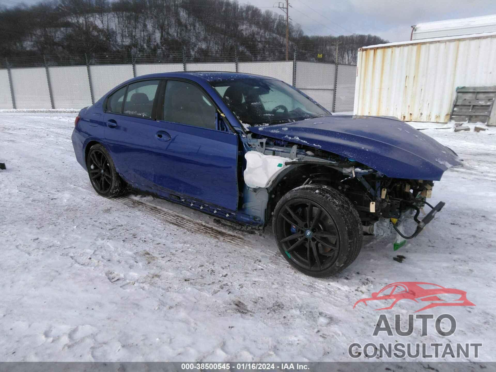 BMW 3 SERIES 2023 - 3MW39FS00P8D03134