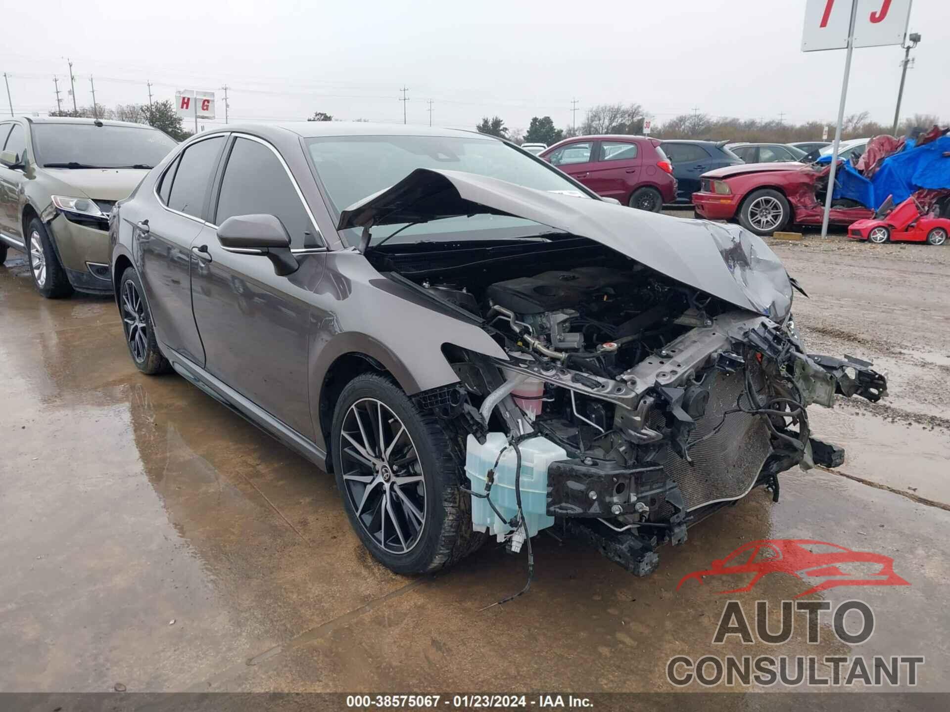 TOYOTA CAMRY 2022 - 4T1G11AKXNU662889