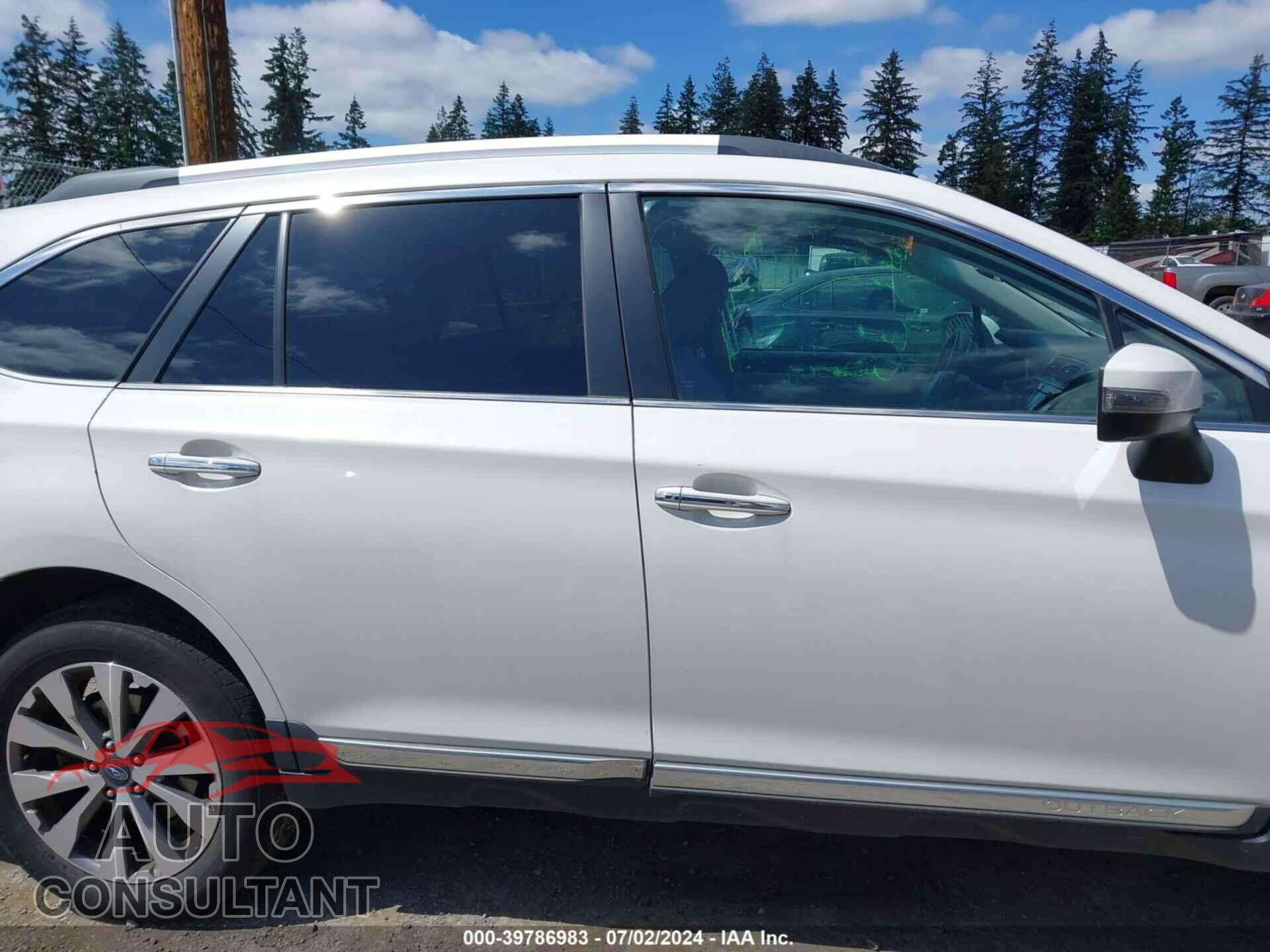 SUBARU OUTBACK 2017 - 4S4BSATC4H3384191