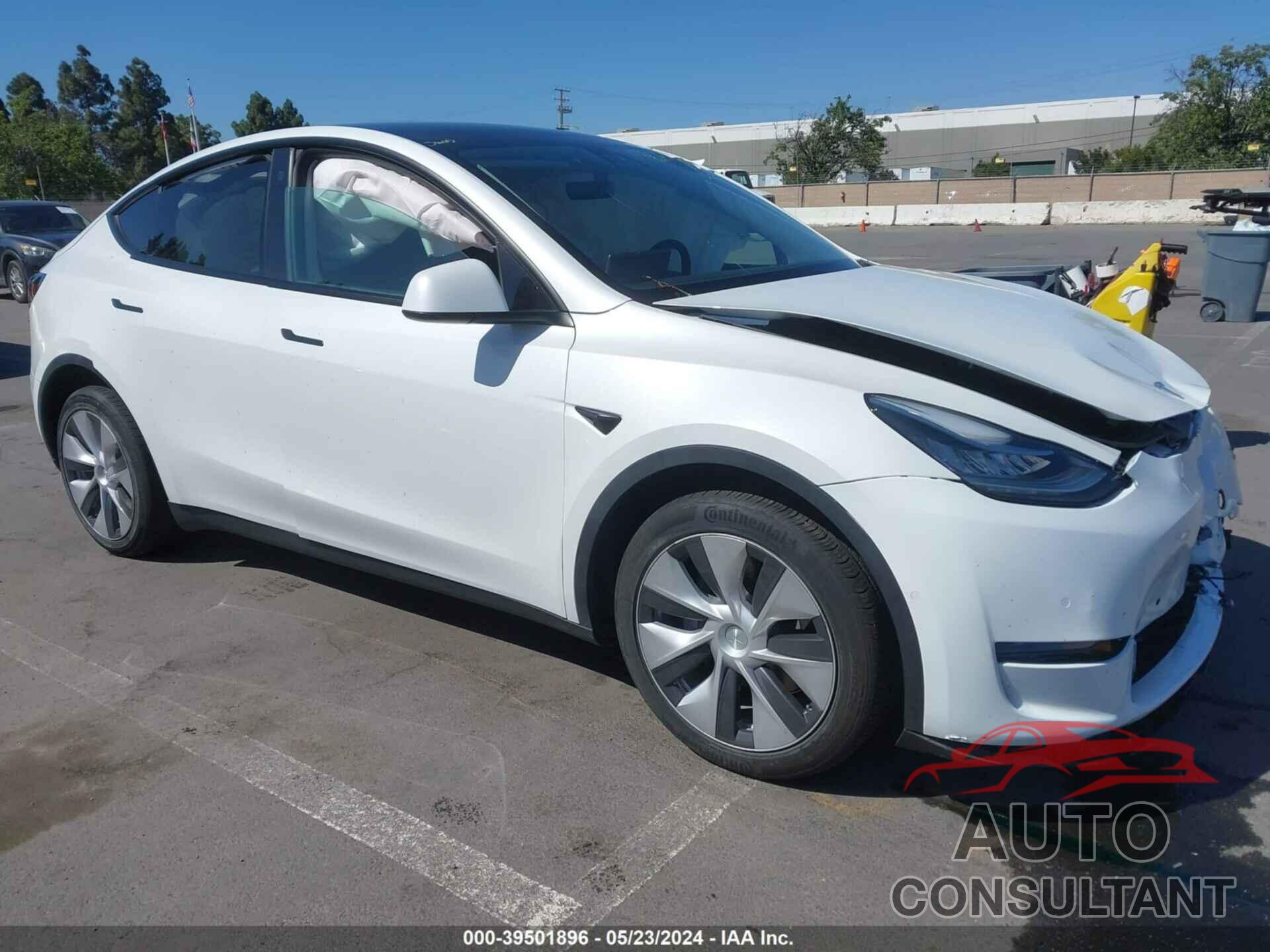 TESLA MODEL Y 2021 - 5YJYGDEEXMF244532