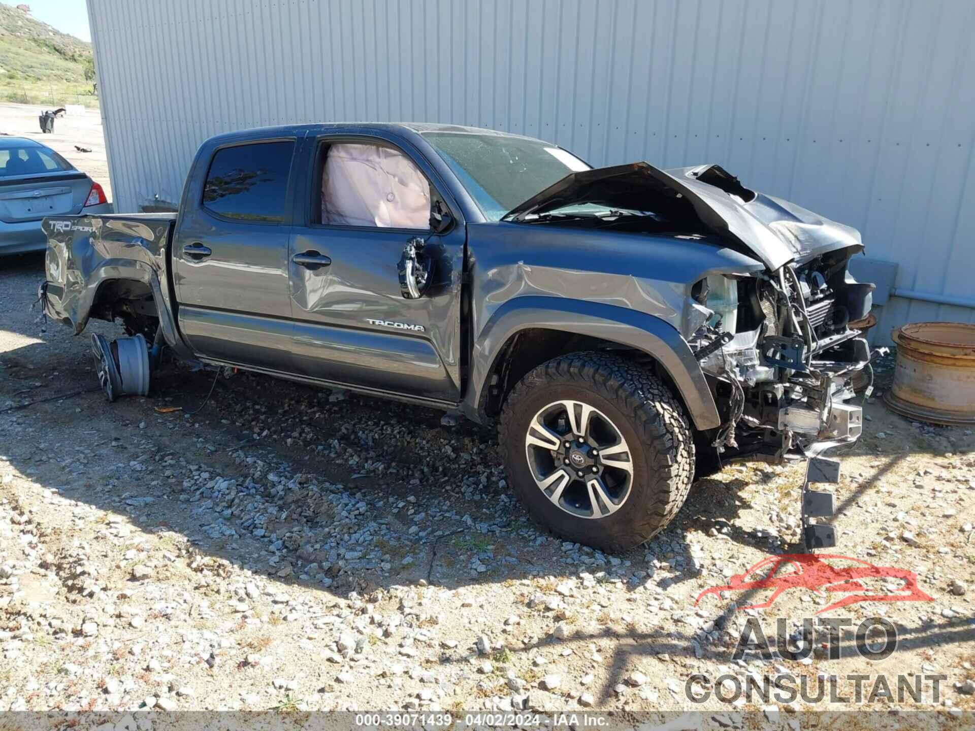 TOYOTA TACOMA 2016 - 3TMAZ5CN4GM007605