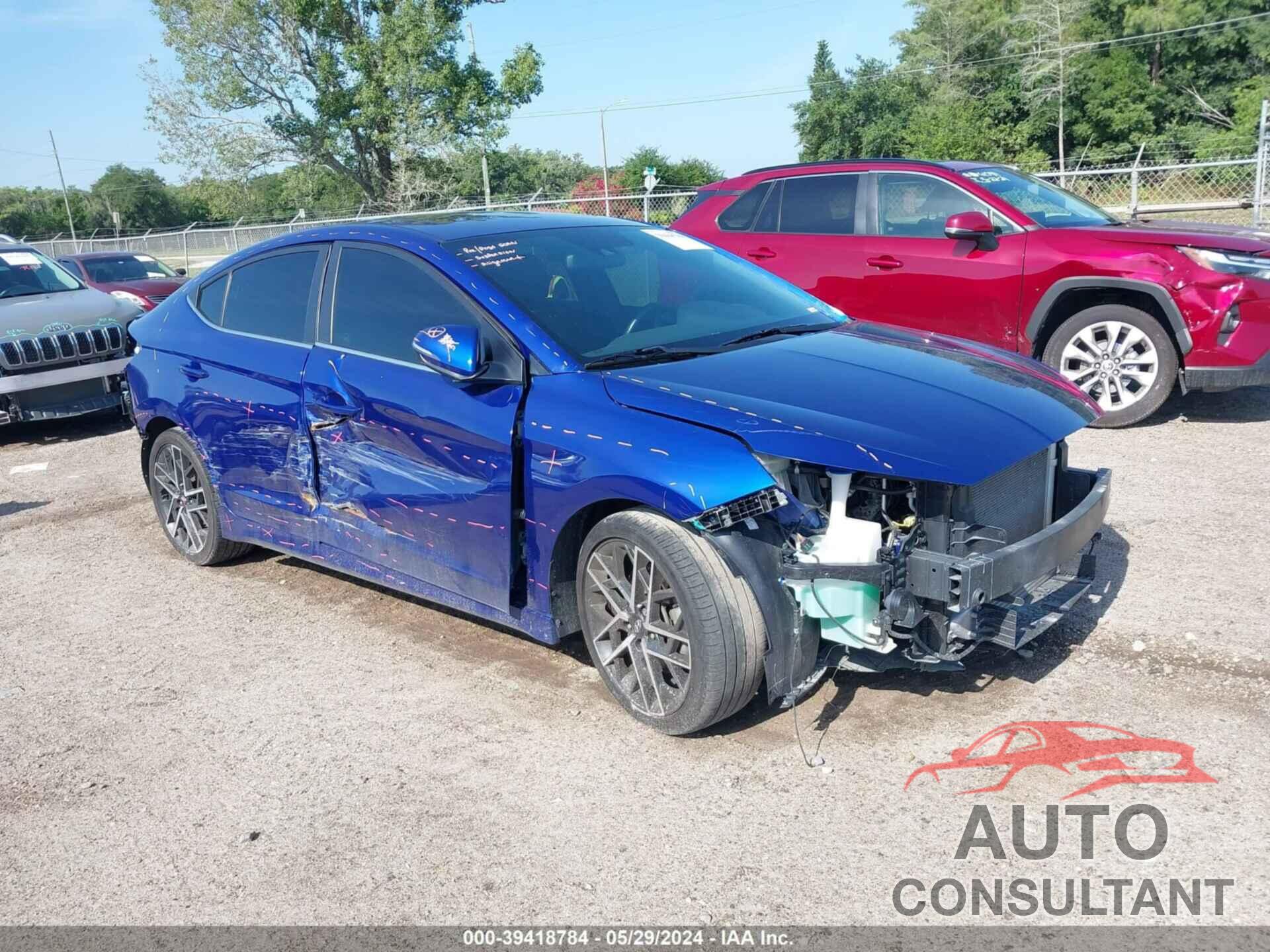 HYUNDAI ELANTRA 2020 - KMHD04LB5LU043621