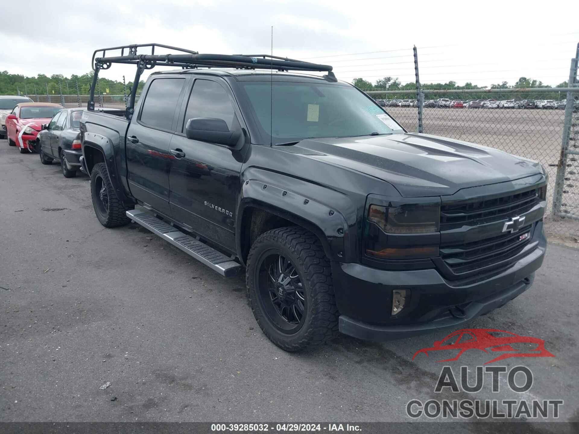 CHEVROLET SILVERADO 1500 2017 - 3GCUKREC5HG183227