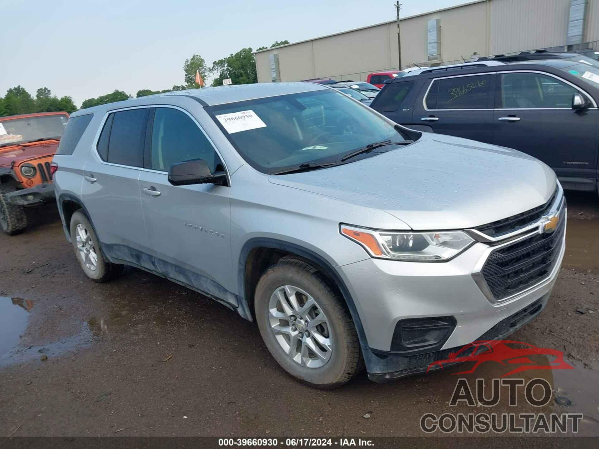 CHEVROLET TRAVERSE 2018 - 1GNEVFKW9JJ242431