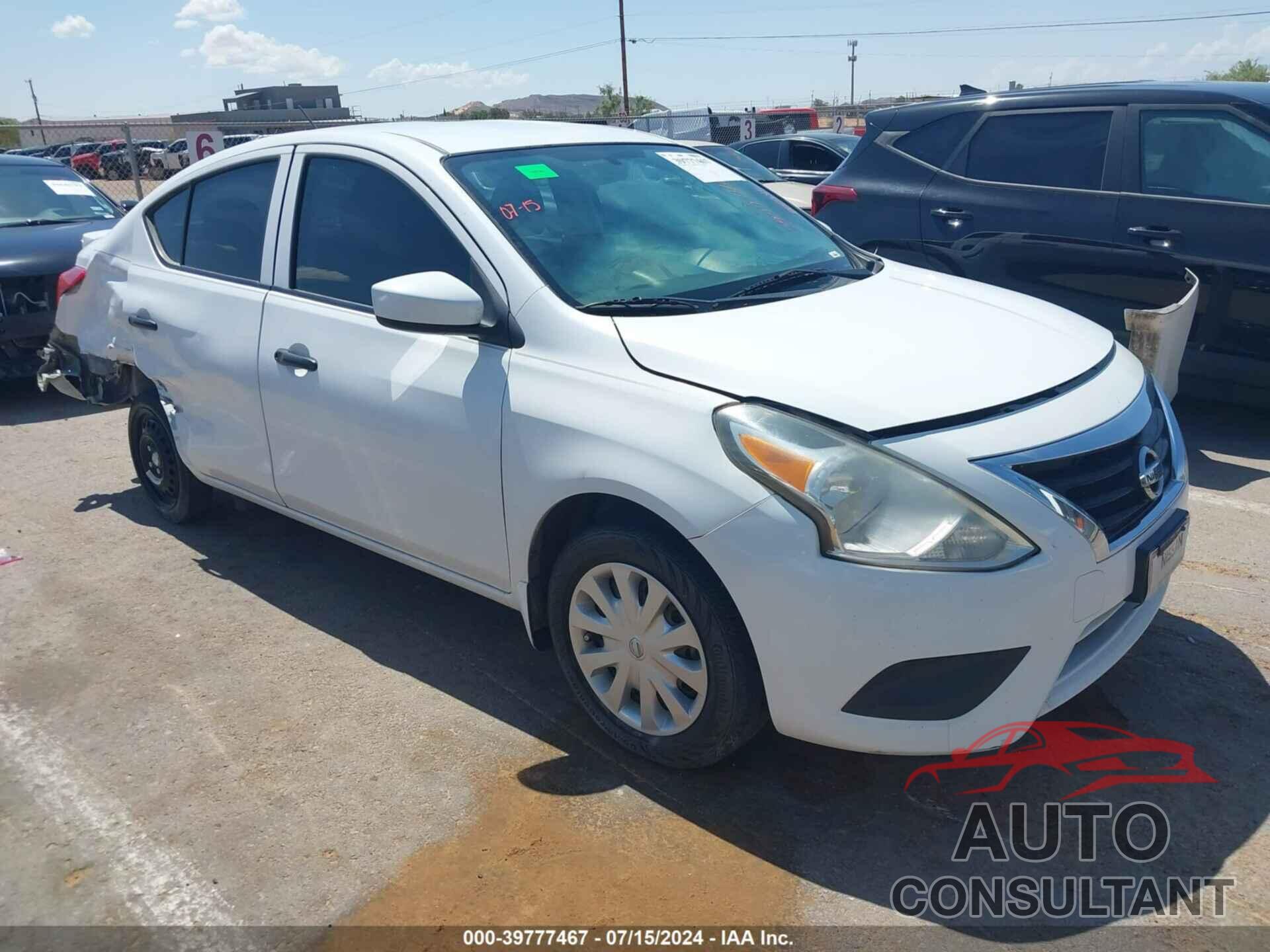 NISSAN VERSA 2018 - 3N1CN7AP9JL814013