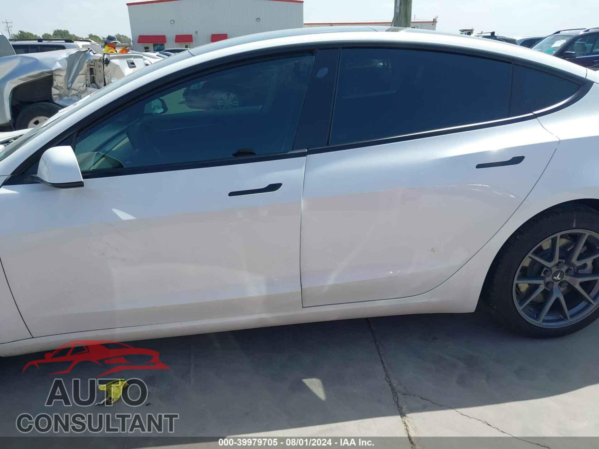 TESLA MODEL 3 2021 - 5YJ3E1EB4MF054875