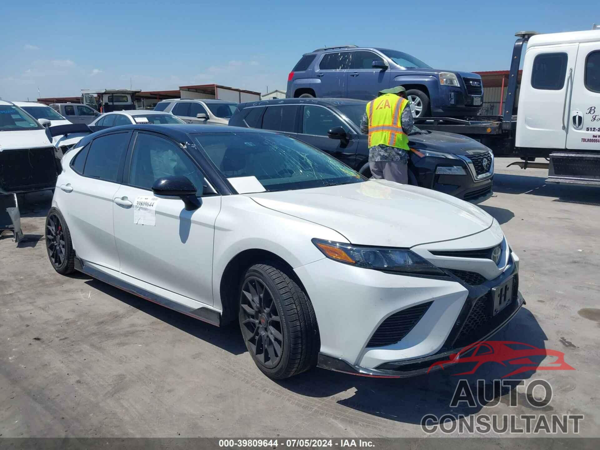 TOYOTA CAMRY 2023 - 4T1KZ1AK7PU077256
