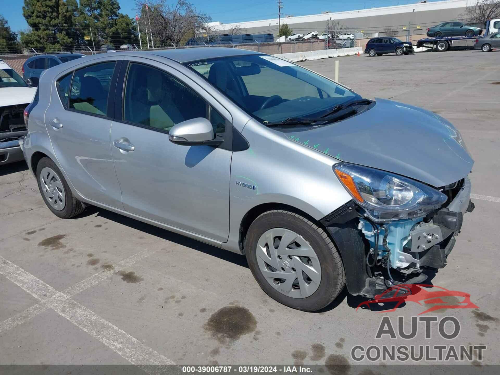 TOYOTA PRIUS C 2016 - JTDKDTB38G1120106