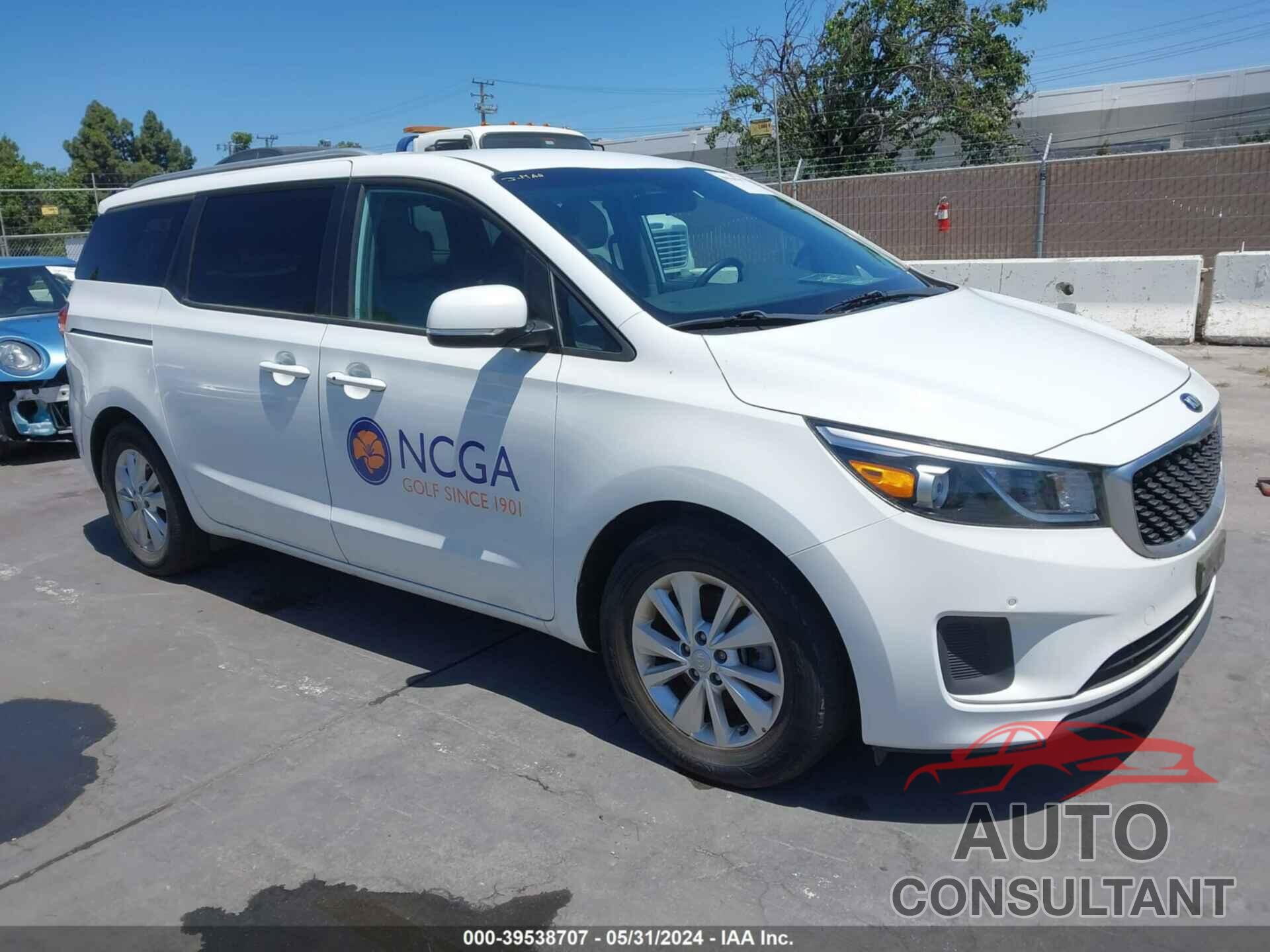 KIA SEDONA 2017 - KNDMB5C16H6321255