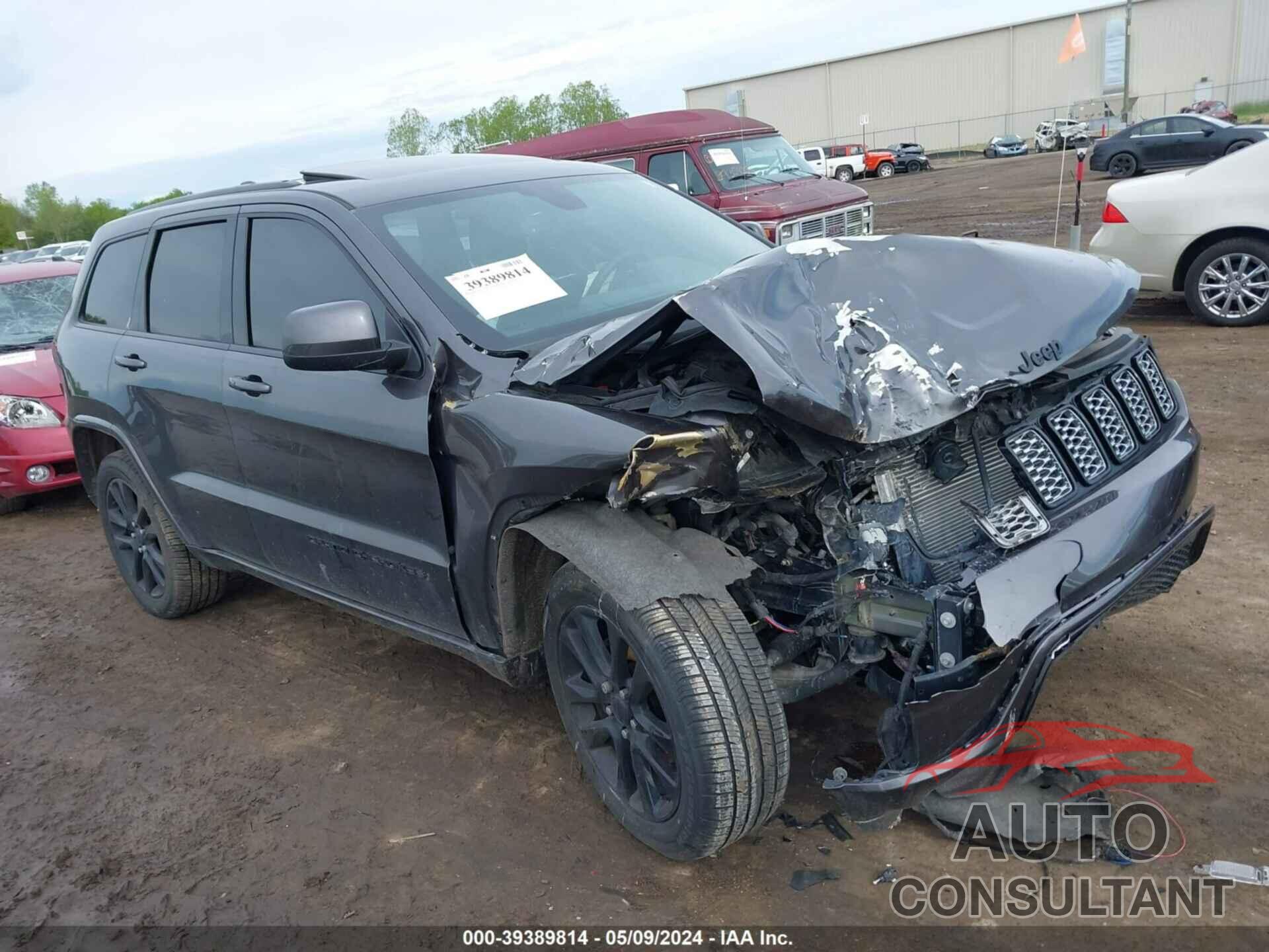 JEEP GRAND CHEROKEE 2018 - 1C4RJFAG3JC396184