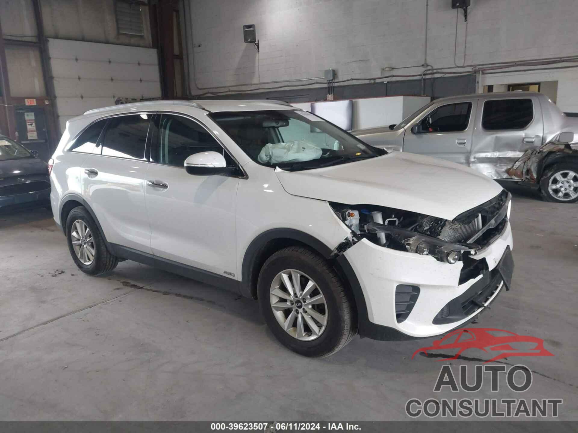 KIA SORENTO 2019 - 5XYPGDA30KG596248