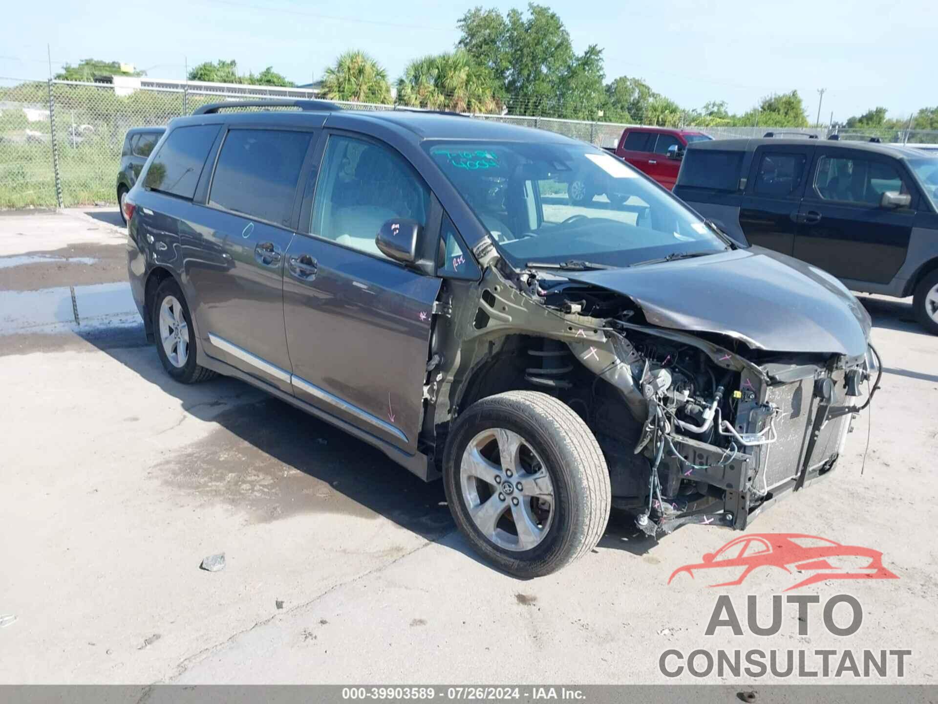 TOYOTA SIENNA 2020 - 5TDKZ3DC8LS024004