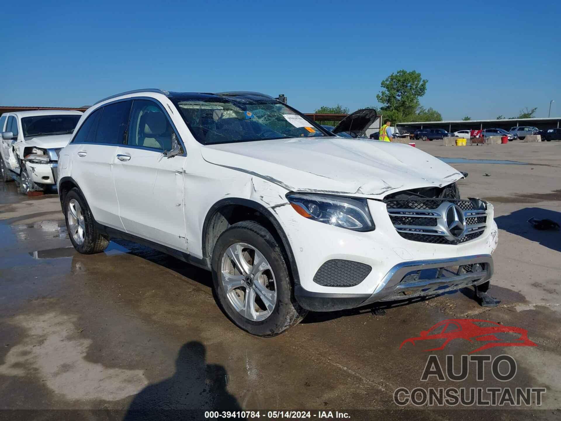 MERCEDES-BENZ GLC 2018 - WDC0G4JB1JV049273