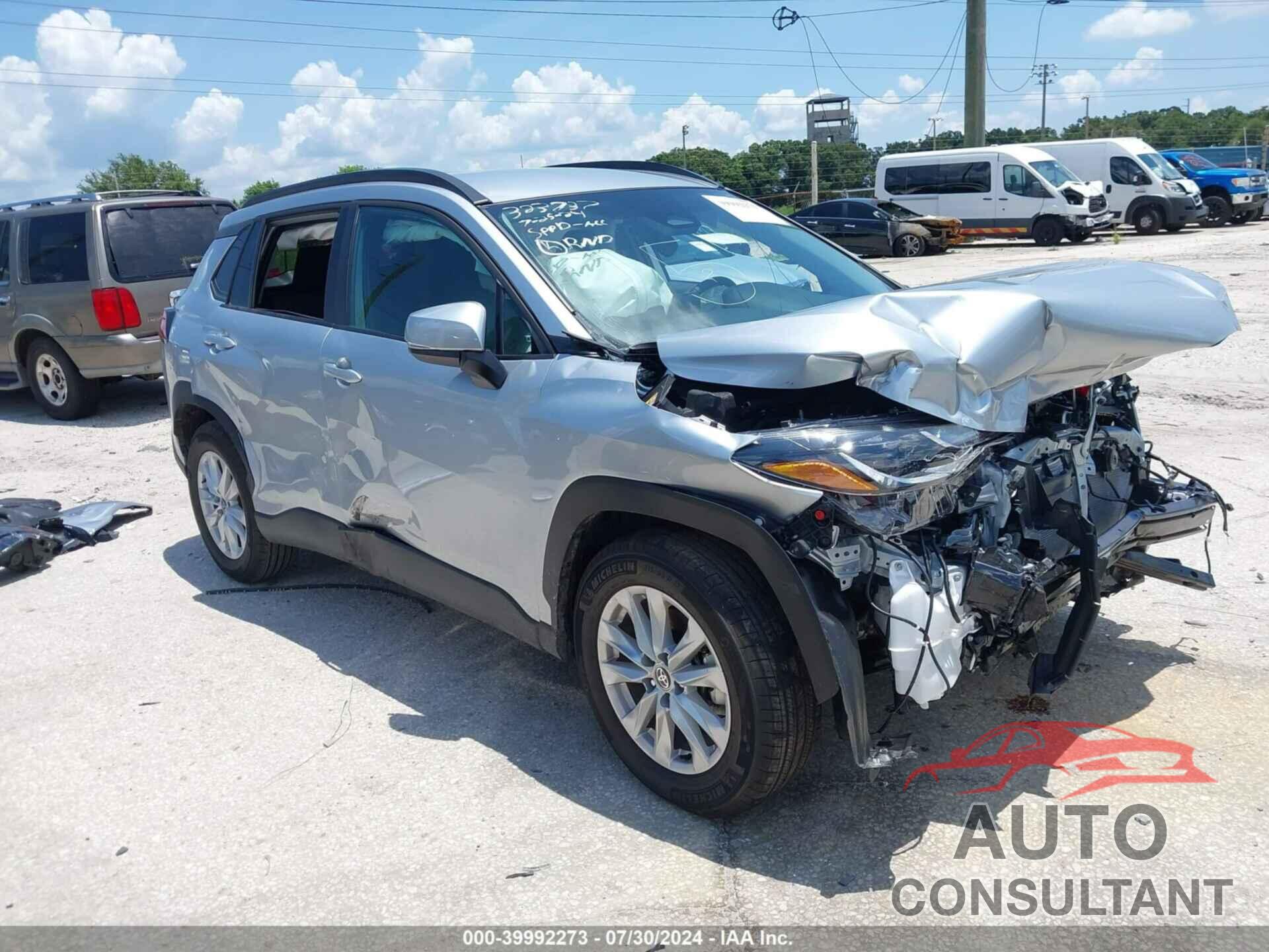 TOYOTA COROLLA CROSS 2024 - 7MUCAAAG1RV097236