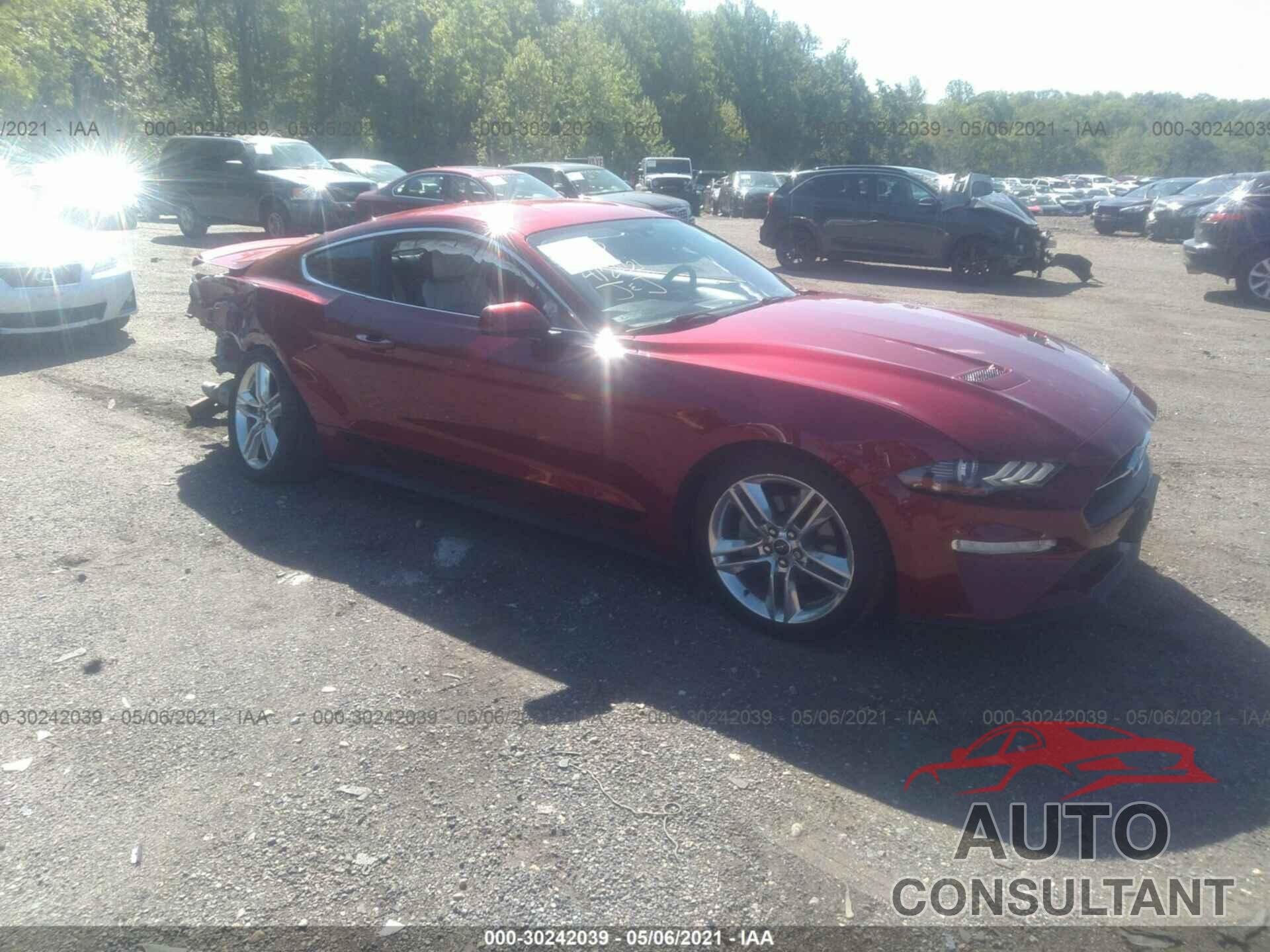 FORD MUSTANG 2018 - 1FA6P8TH8J5126204