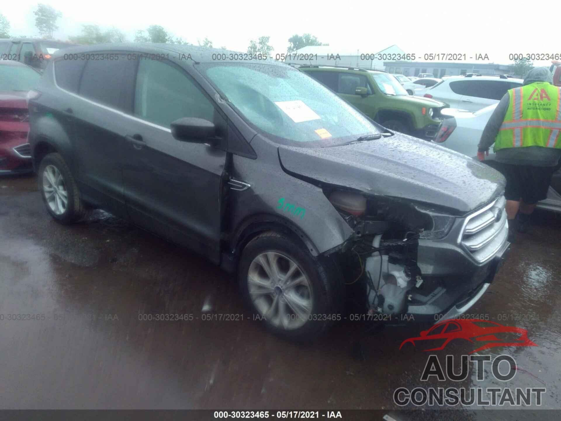 FORD ESCAPE 2017 - 1FMCU9G92HUA91010