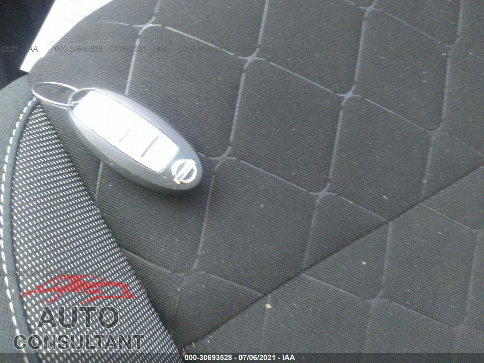 NISSAN KICKS 2019 - 3N1CP5CU3KL496909