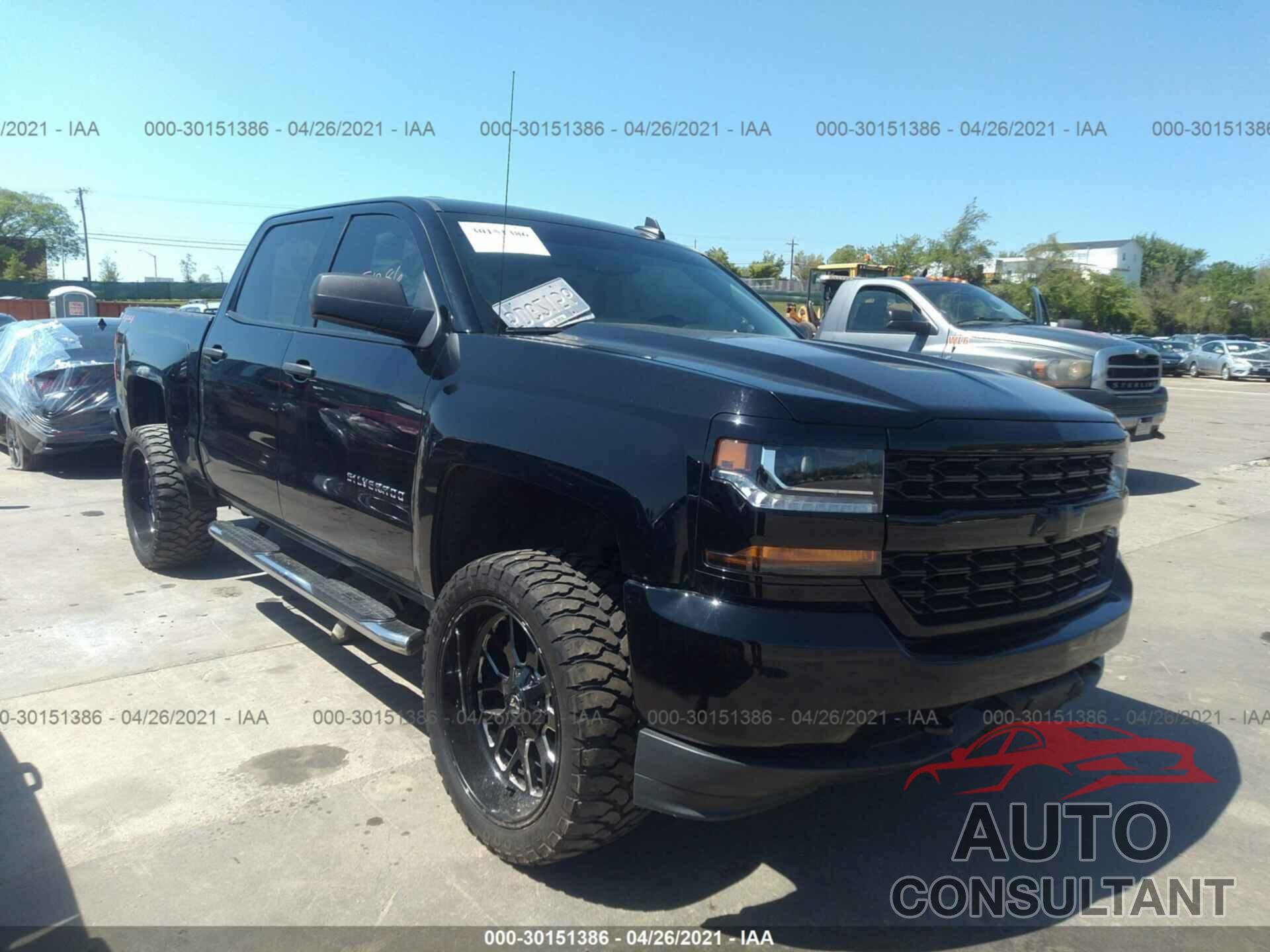 CHEVROLET SILVERADO 1500 2018 - 3GCUKPEC9JG217311