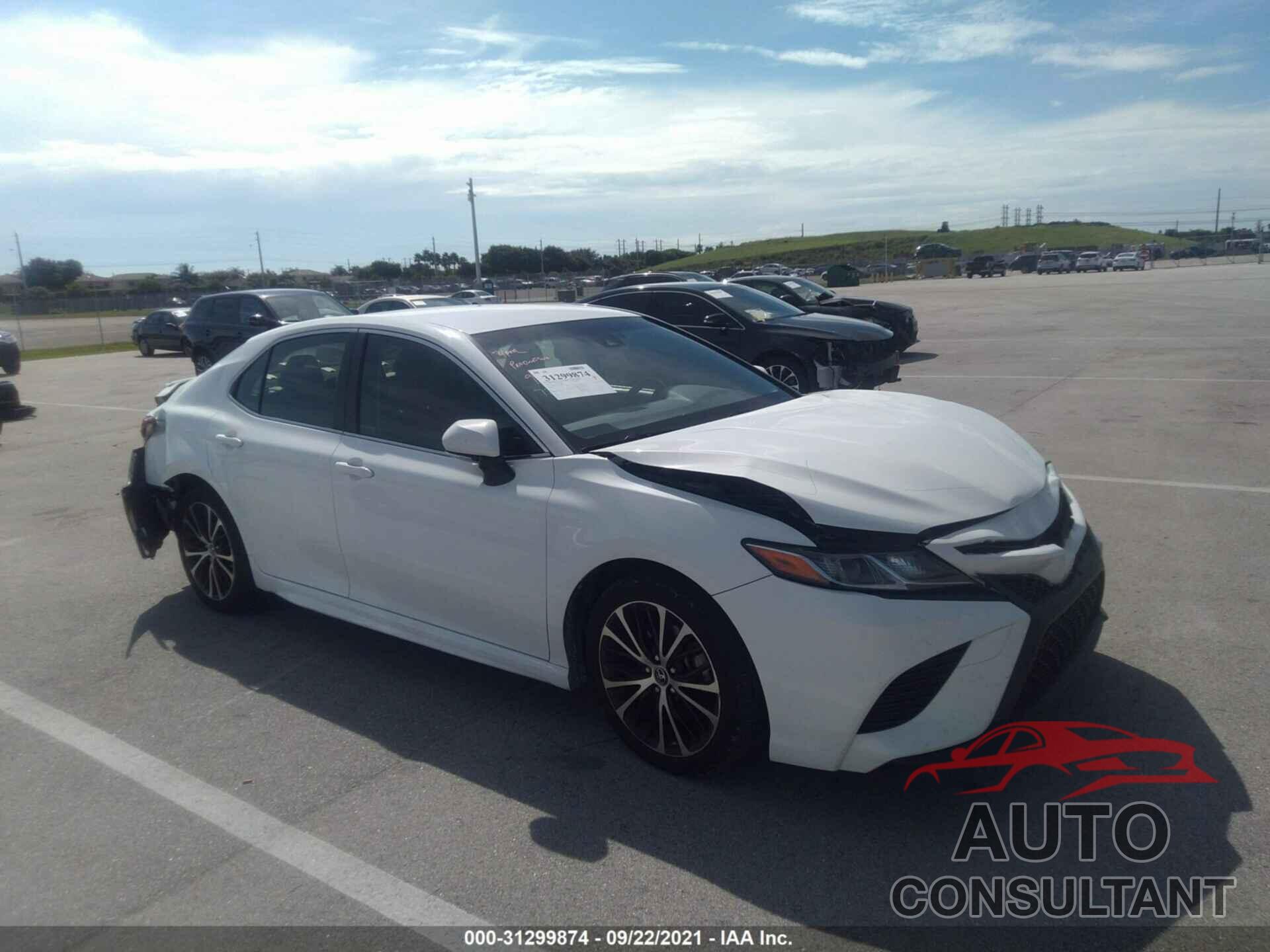 TOYOTA CAMRY 2018 - JTNB11HK3J3016352